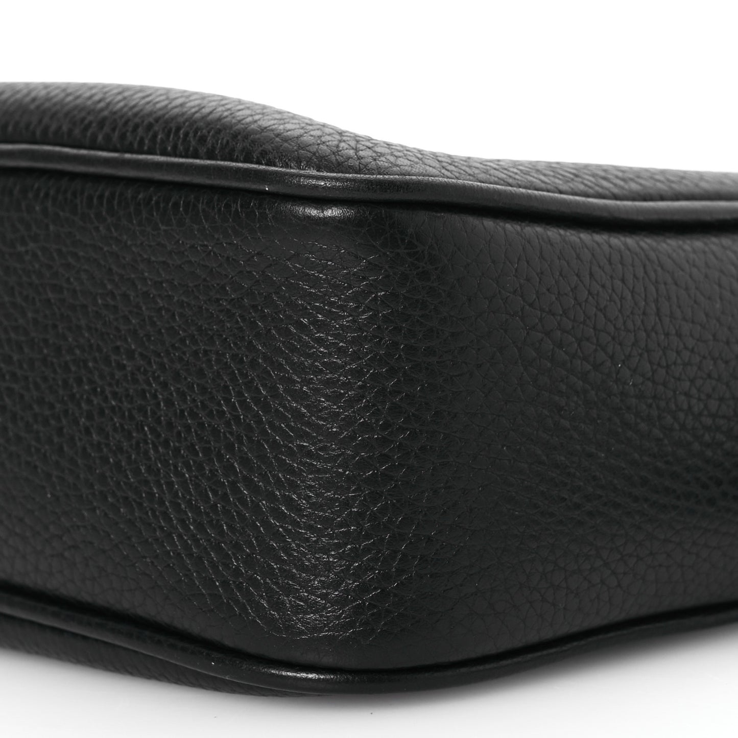 Pebbled Calfskin Small Soho Disco Bag Black