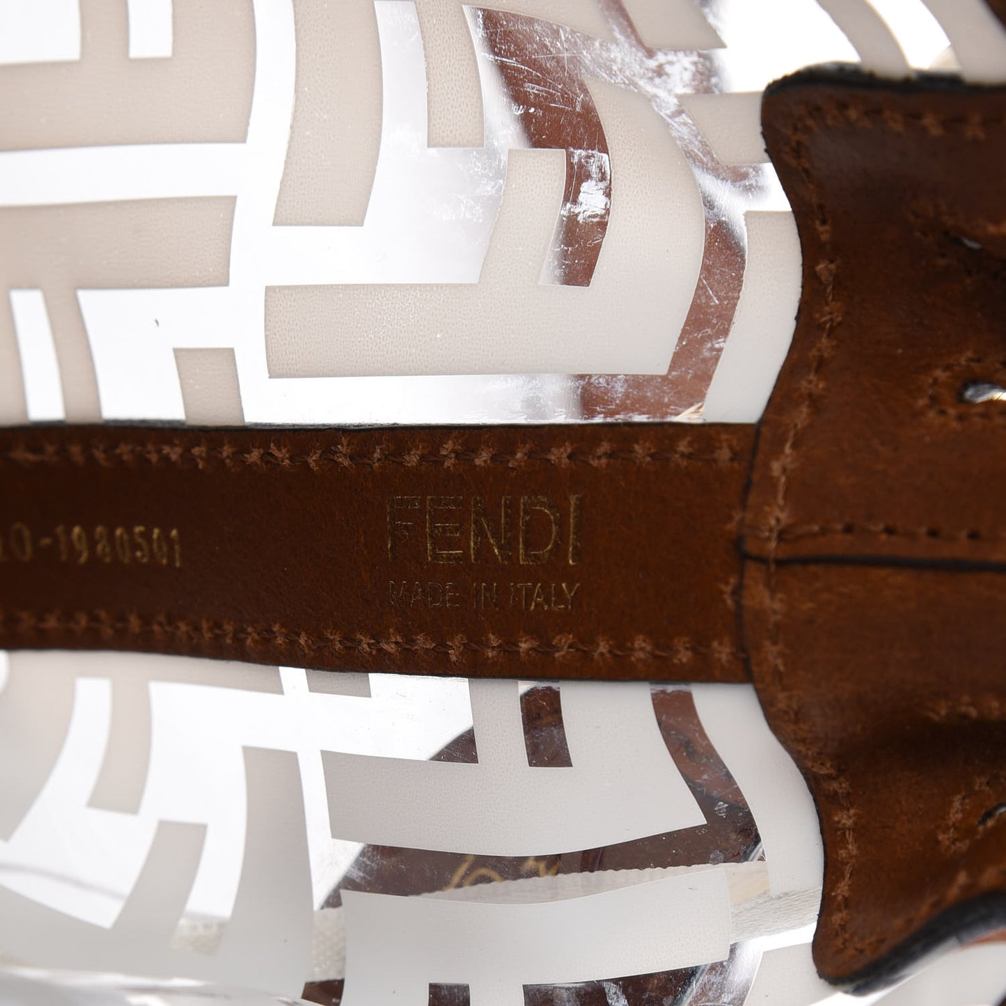TPU FF Vitello Aura F is Fendi Grande Mon Tresor Bucket Bag White Cuoio