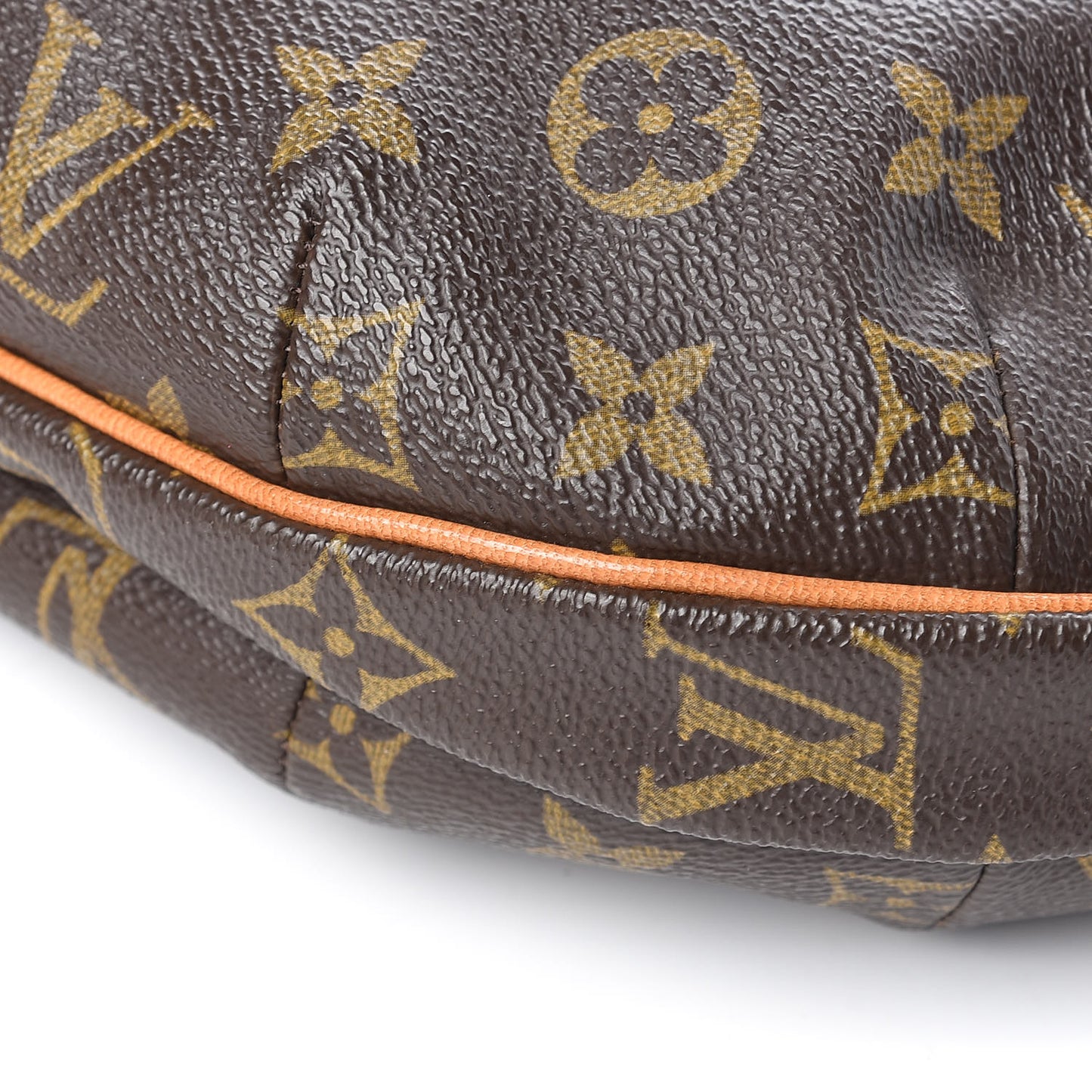 Monogram Croissant PM