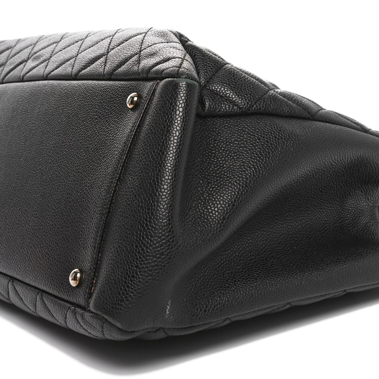 Caviar Quilted XL Grand Shopping Tote GST Black