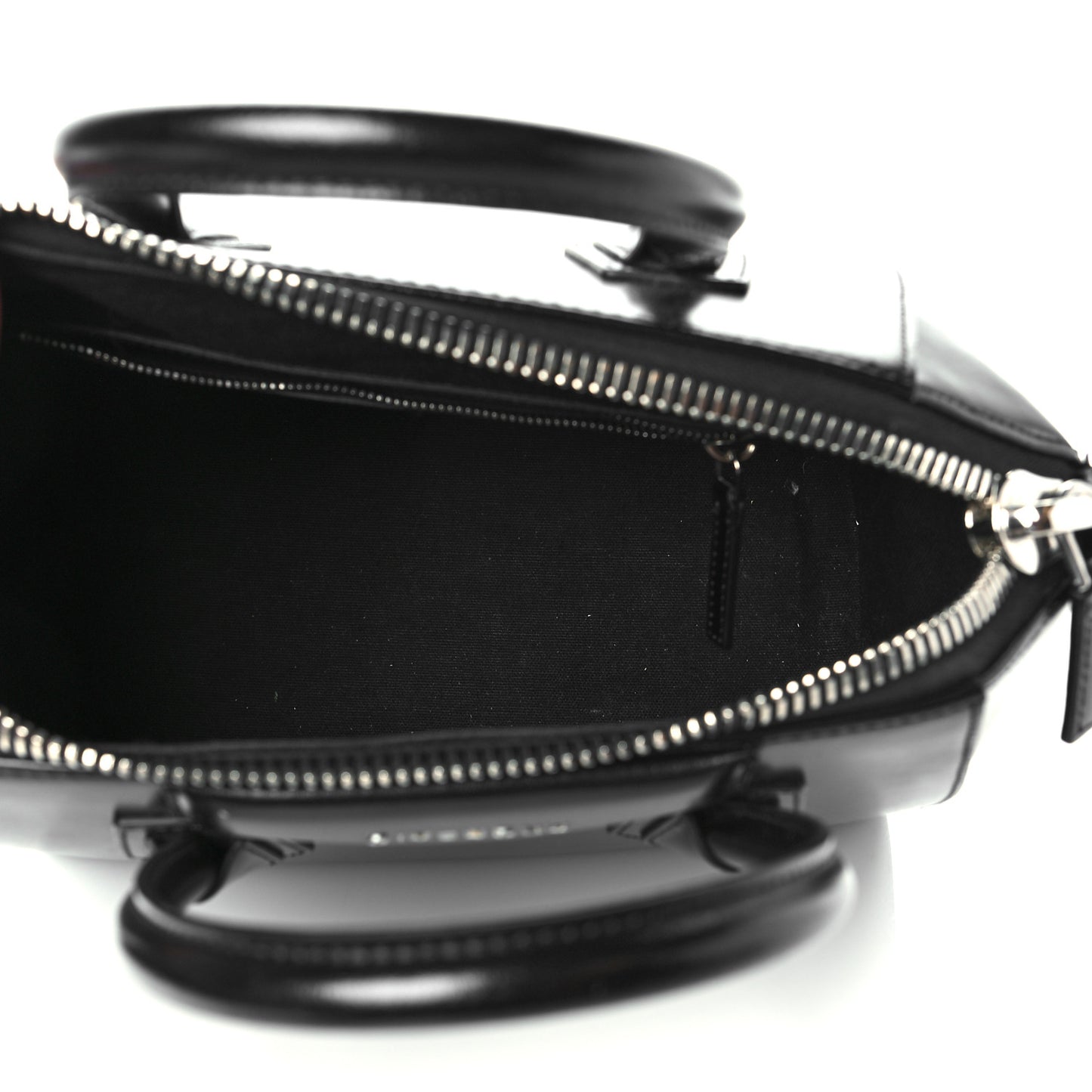 Shiny Lord Calfskin Small Antigona Black