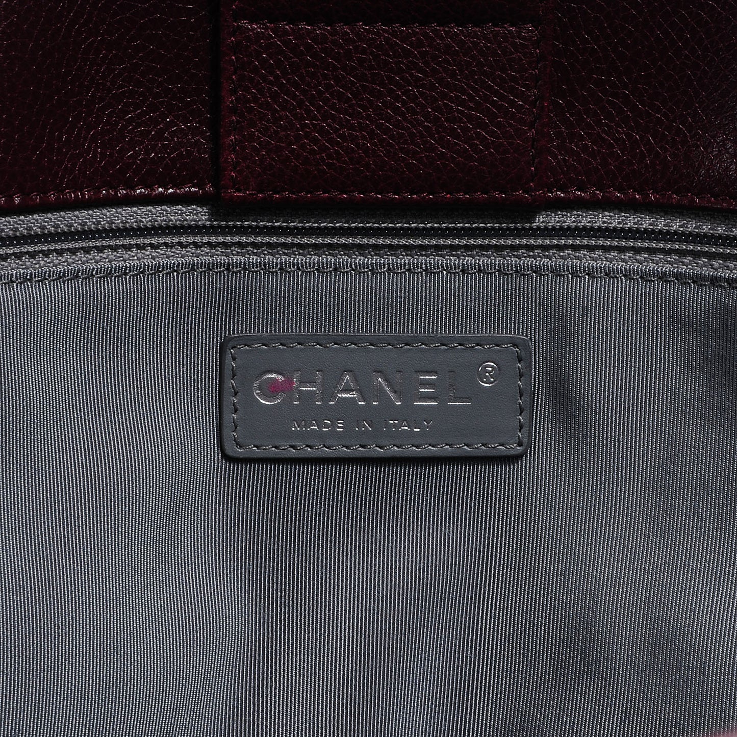 Calfskin XL Cerf Tote Bordeaux