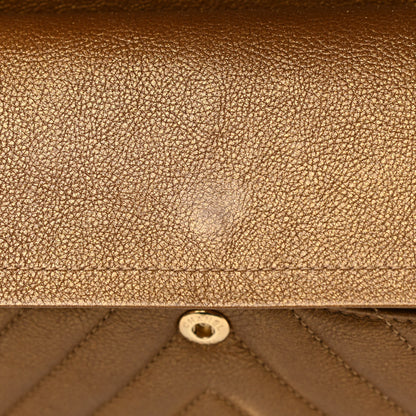 Chanel Metallic Calfskin Chevron Quilted 2.55 Reissue 226 Flap Gold 14 of 15