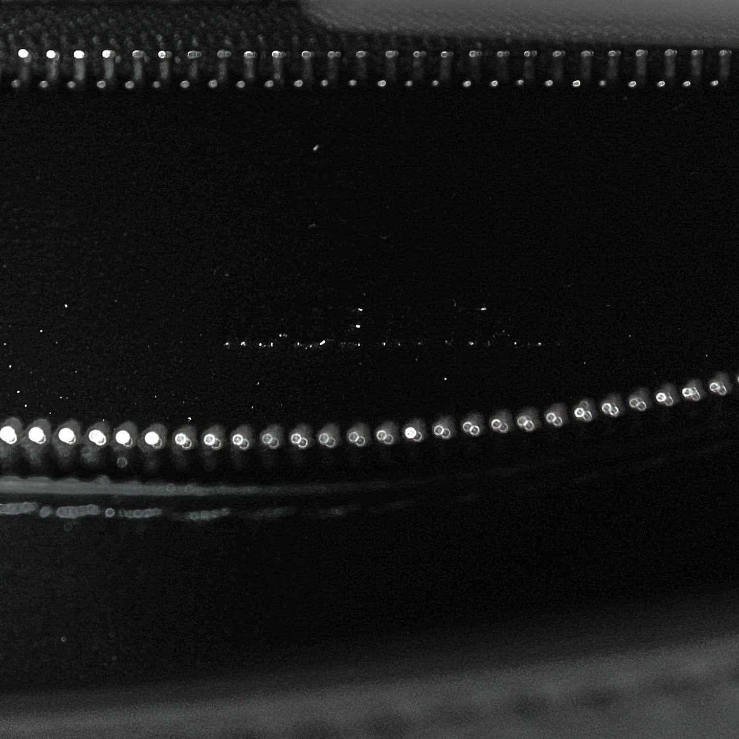 Shiny Box Calfskin Graffiti Logo Small Hourglass Top Handle Bag Black Pink
