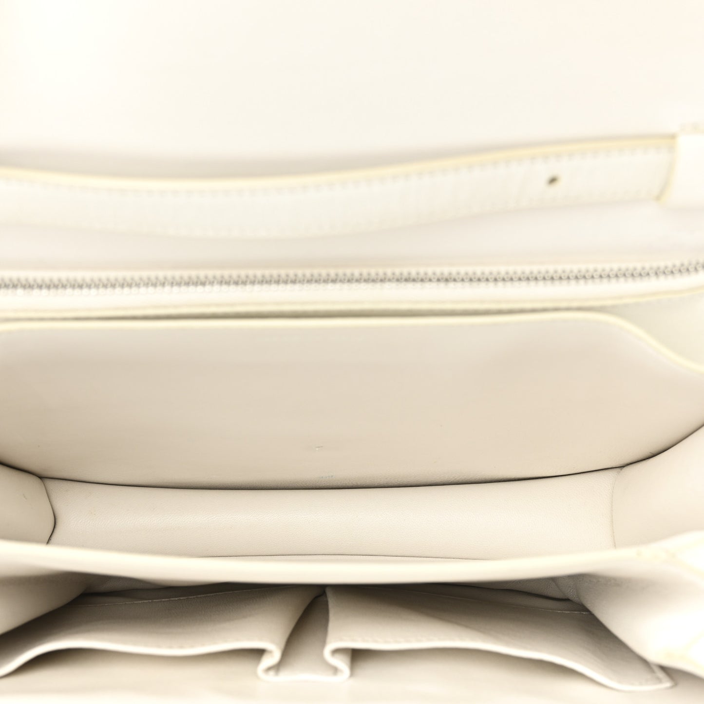 Liege Calfskin Medium Classic Box Flap Bag White White