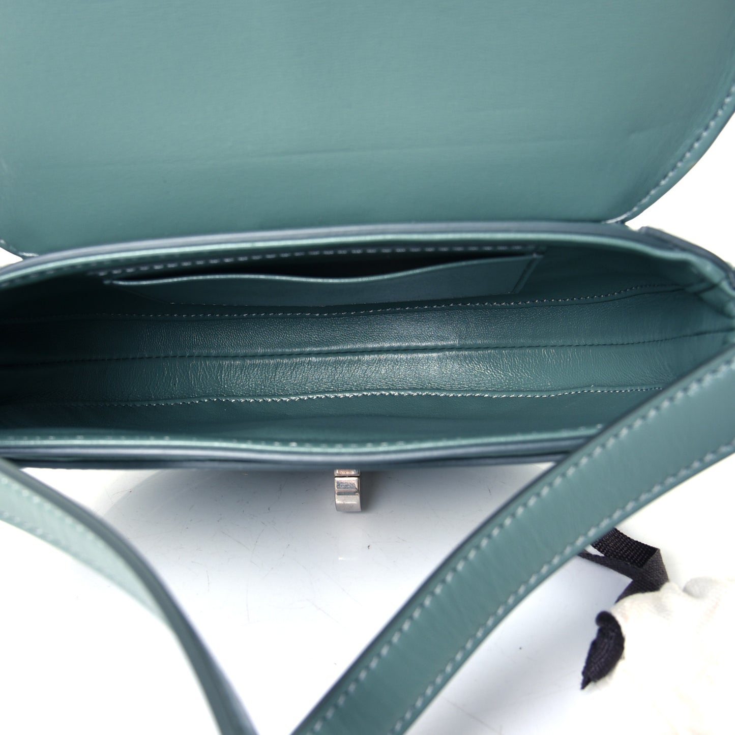 Satinated Calfskin Besace Small 16 Celadon