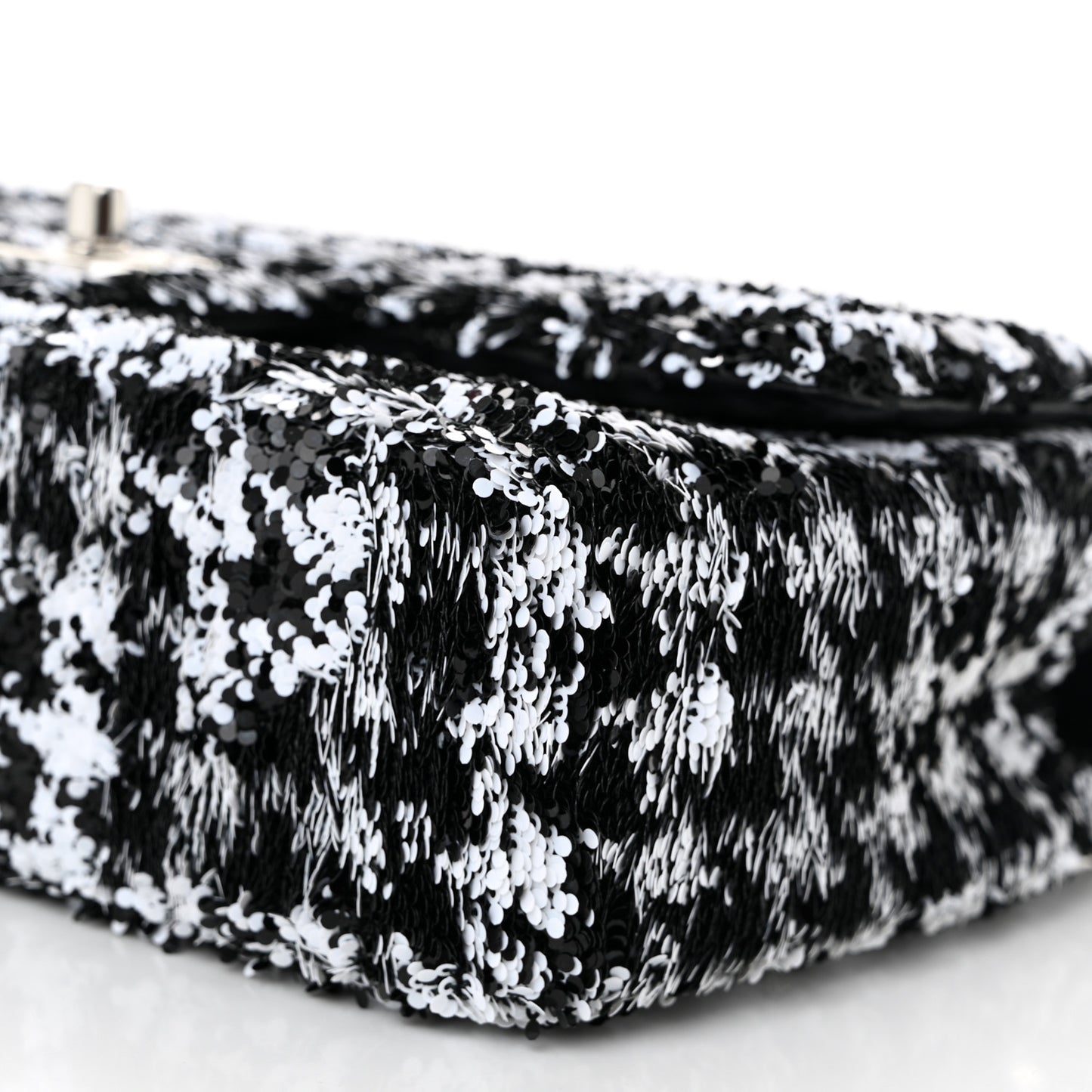 Sequin Houndstooth Medium Flap Black White