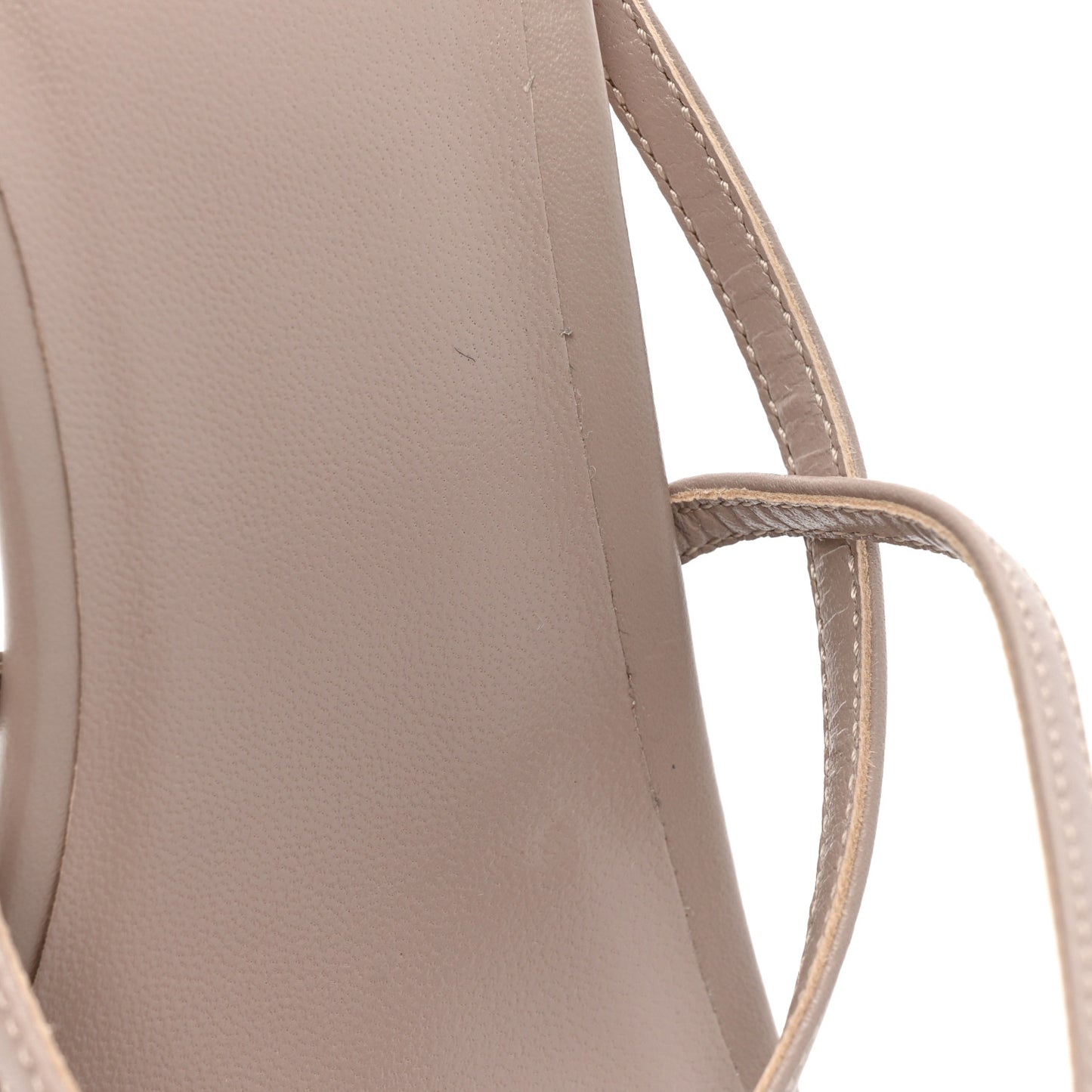 Calfskin Strappy Rockstud Ankle Strap Sandals 36 Rose Cannelle