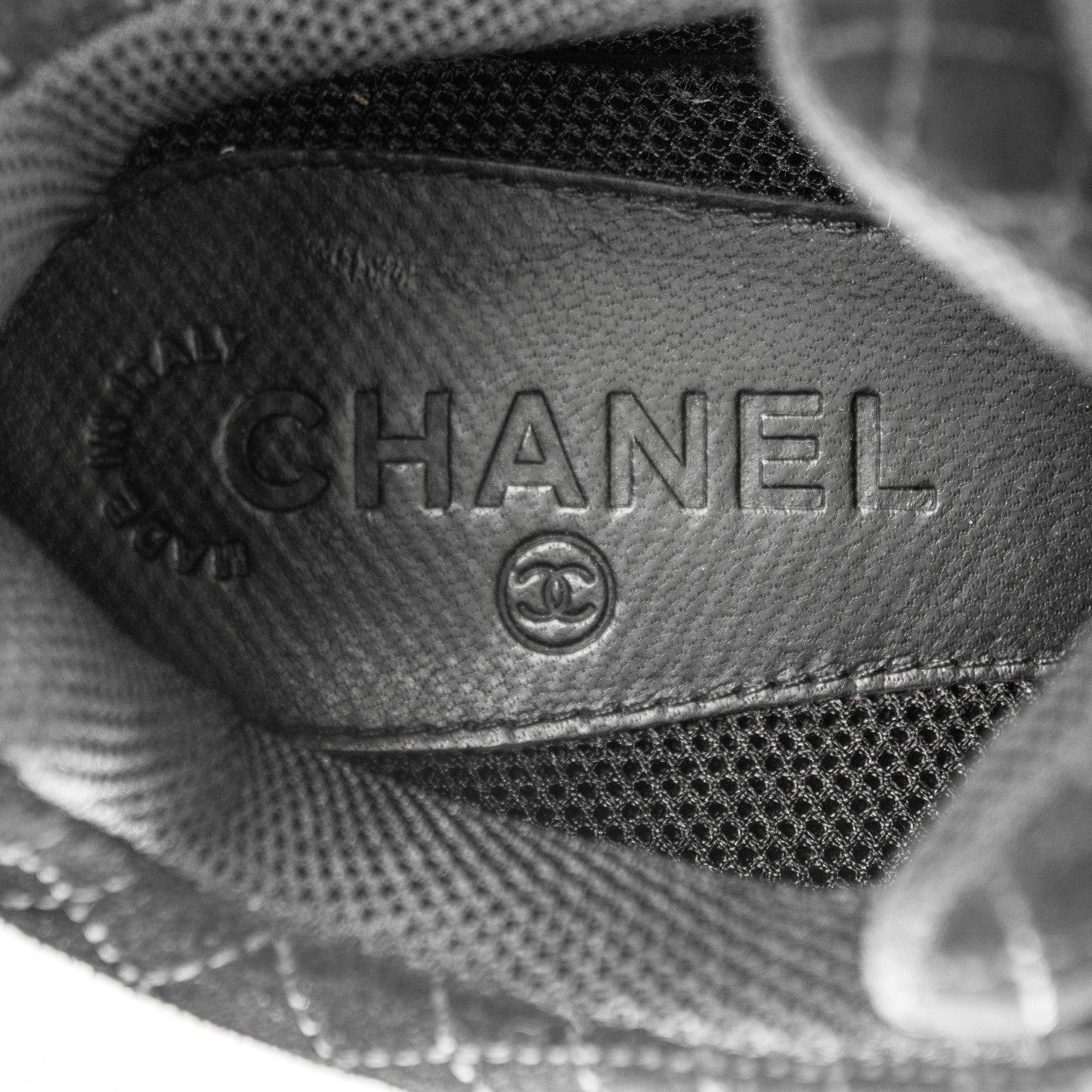Chanel Suede Quilted CC Sneakers 40.5 Black White 7 of 7