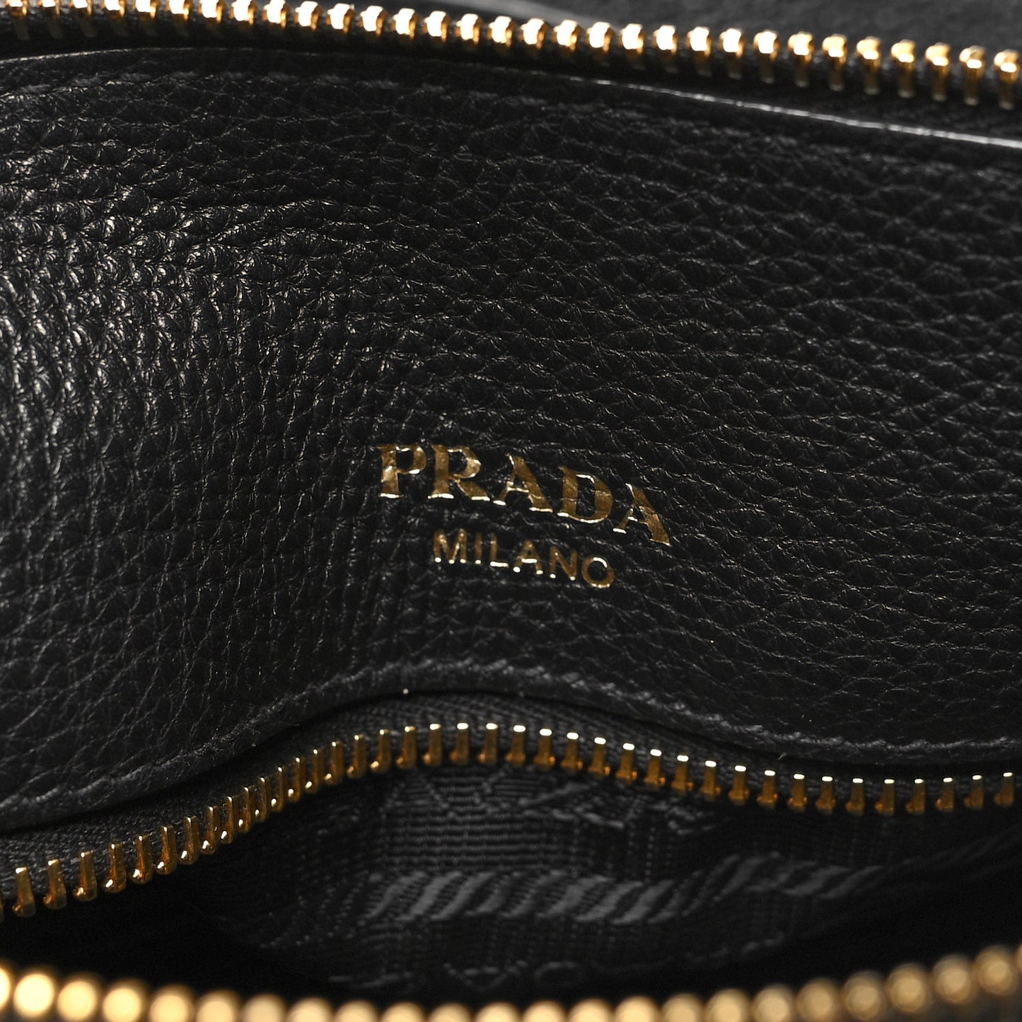 Vitello Phenix Bauletto Black