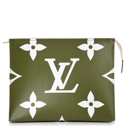 Louis Vuitton Monogram Giant Toiletry Pouch 26 Kaki 1 of 8