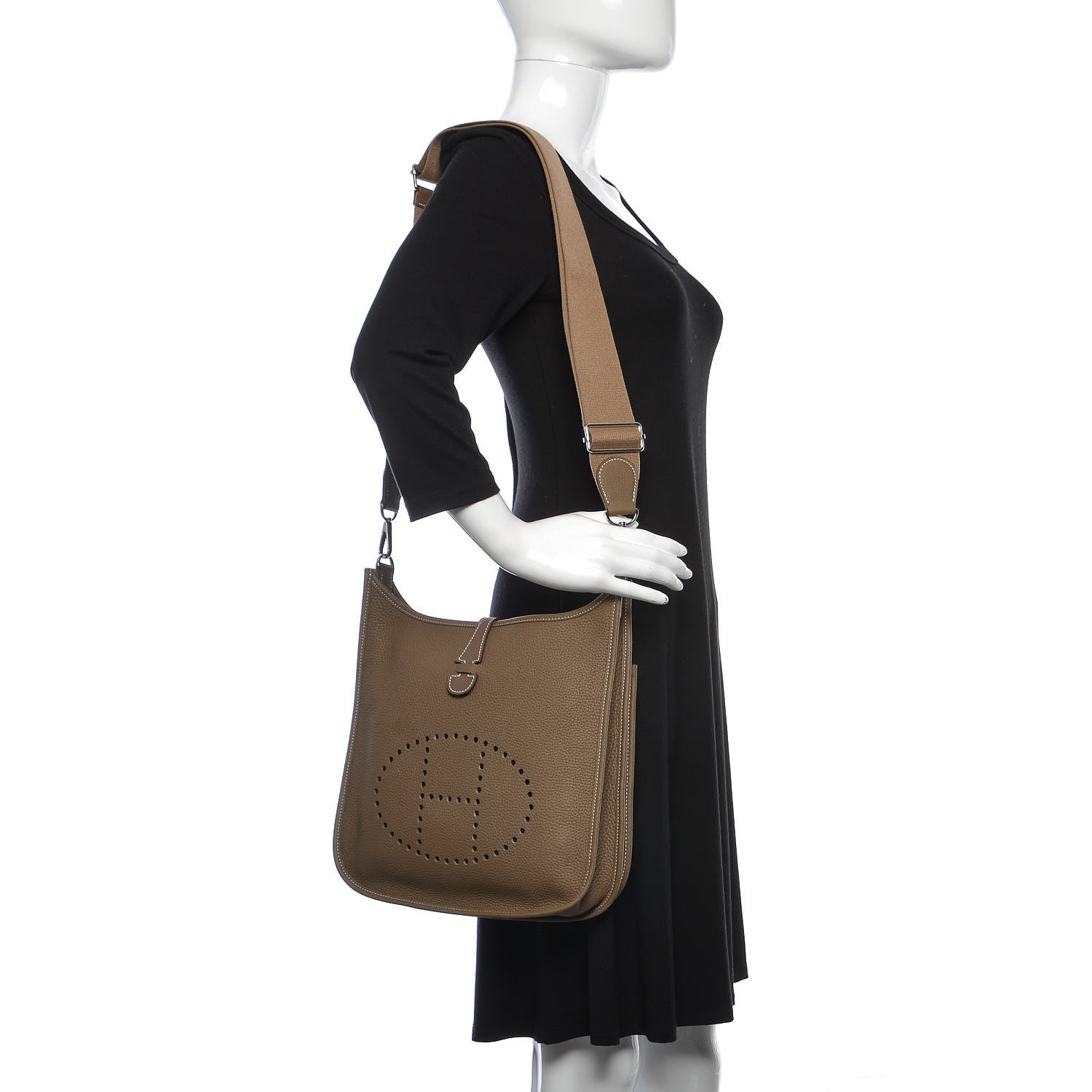 Hermes Taurillon Clemence Evelyne III PM Etoupe 2 of 11