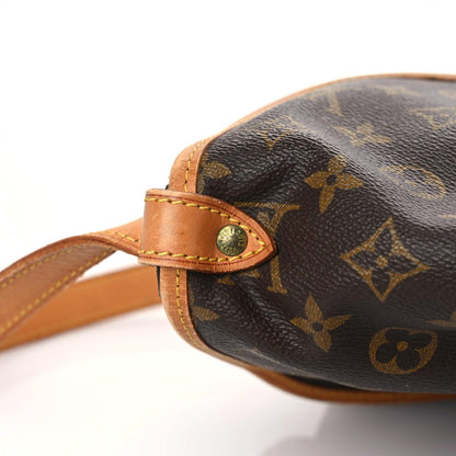 Louis Vuitton Monogram Saumur 30 21 of 30