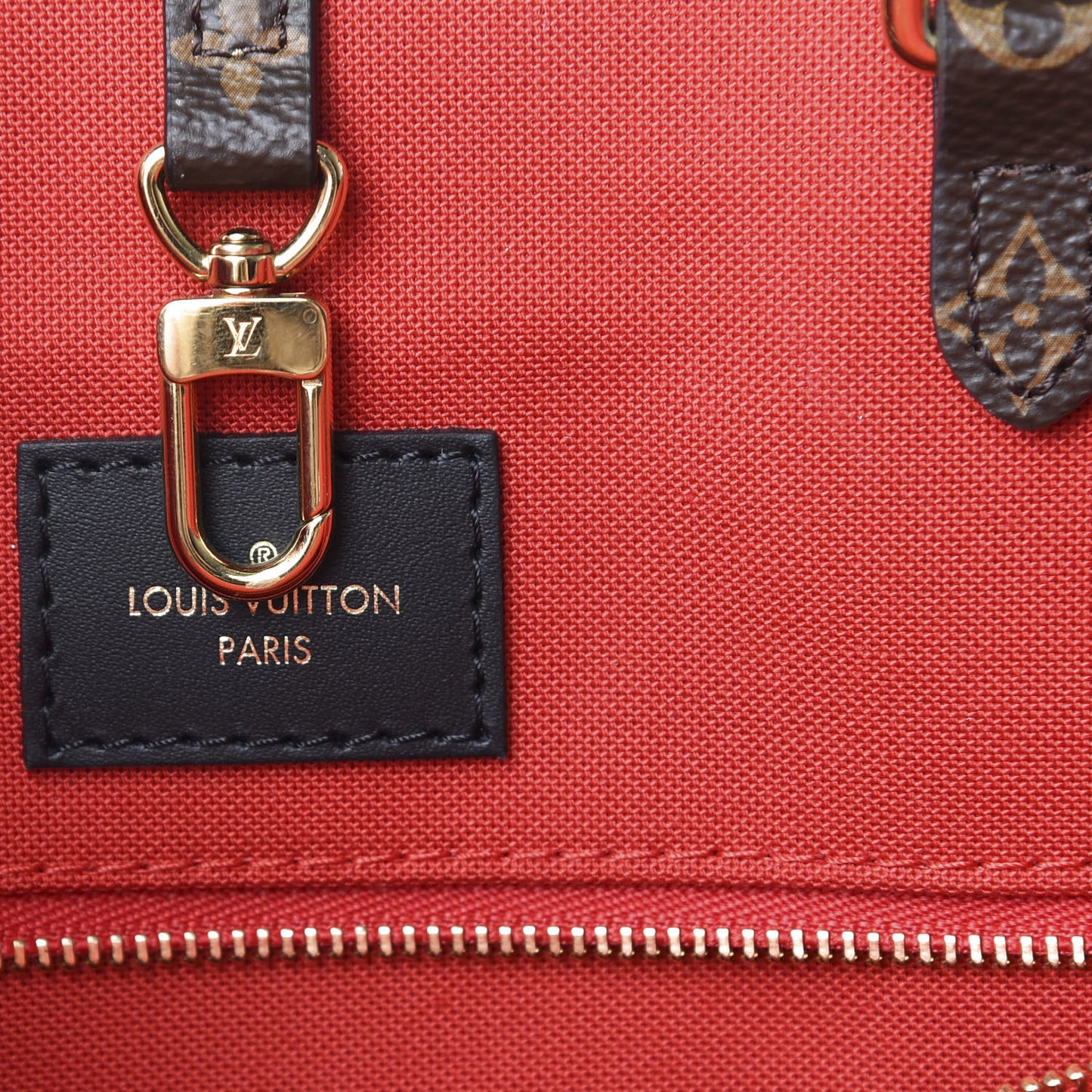 Reverse Monogram Giant Onthego MM