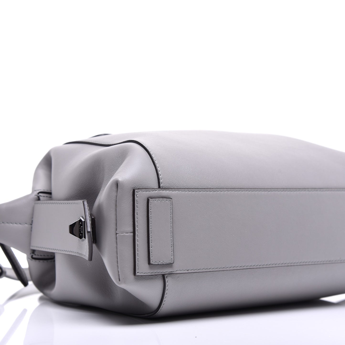 Calfskin Small Soft Antigona Pearl Grey