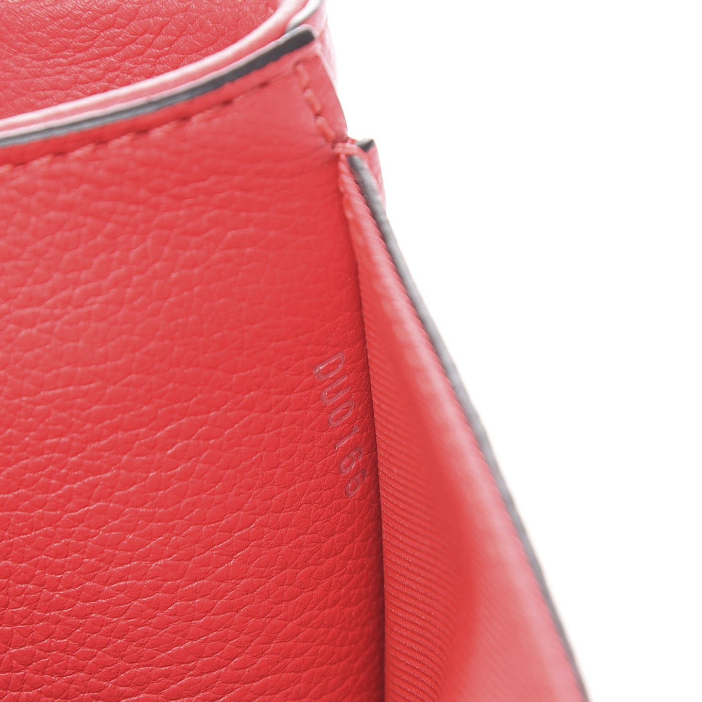 Calfskin Lockme II Chain Bag BB Rubis