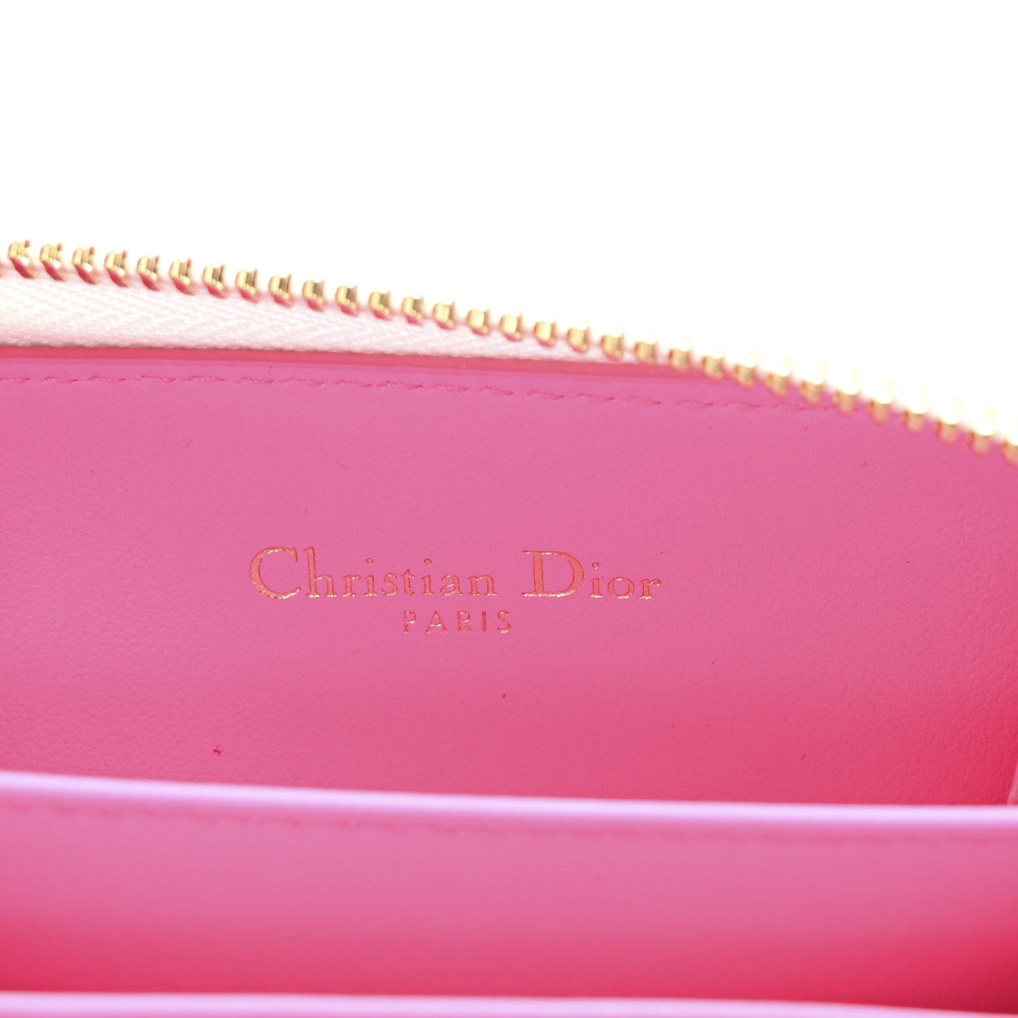 Calfskin Vibe Voyageur Card Holder Fluorescent Pink