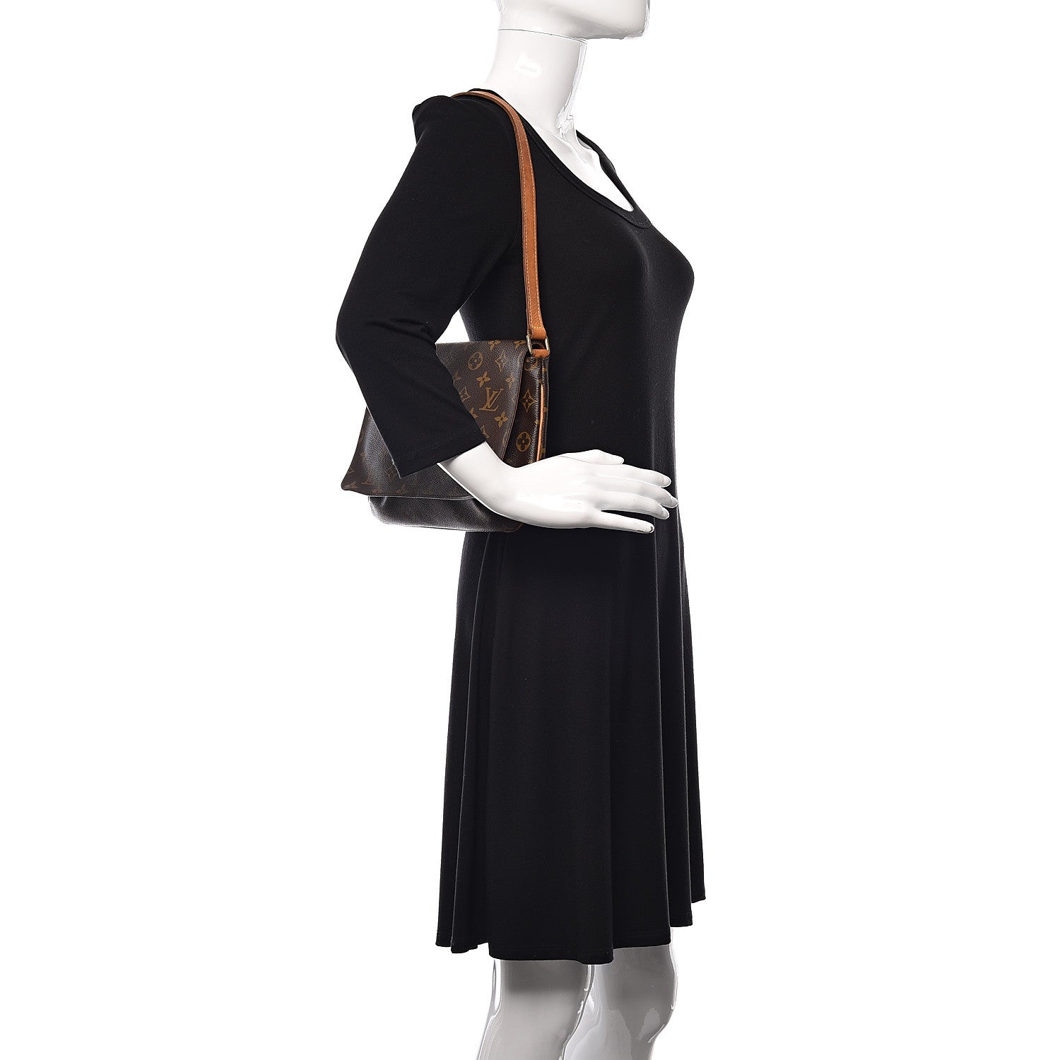 Louis Vuitton Monogram Musette Tango 2 of 18