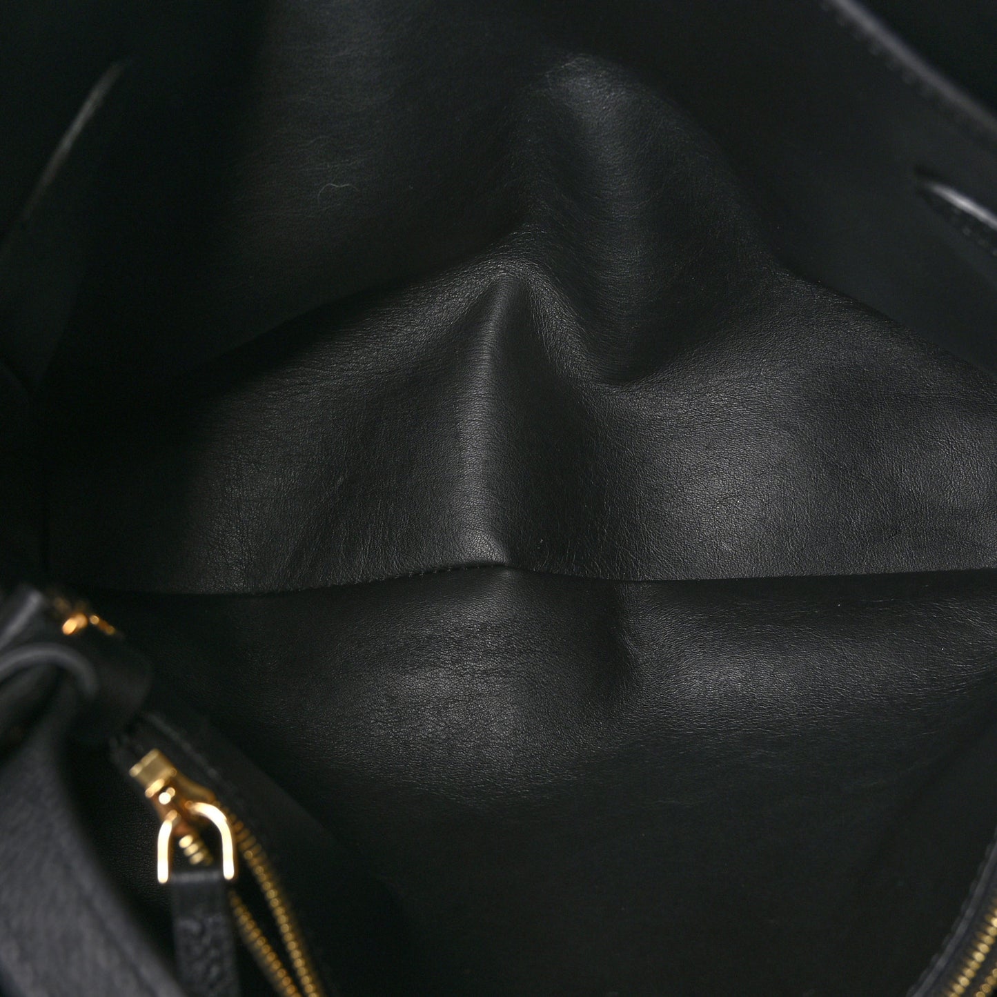 Veau Nuage Milla MM Black