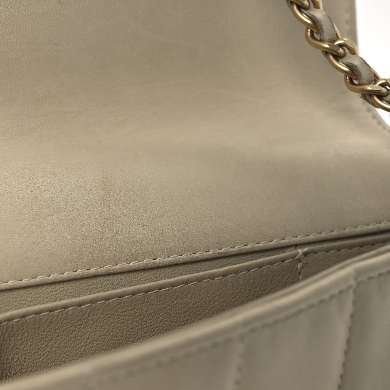 Chanel Lambskin East West Chocolate Bar Flap Ivory 11 of 16