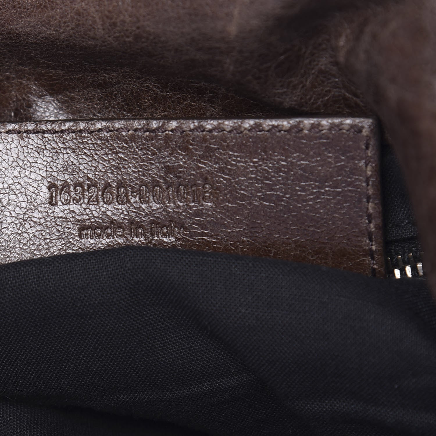 Balenciaga Agneau Besace Messenger Flap Bag 7 of 10