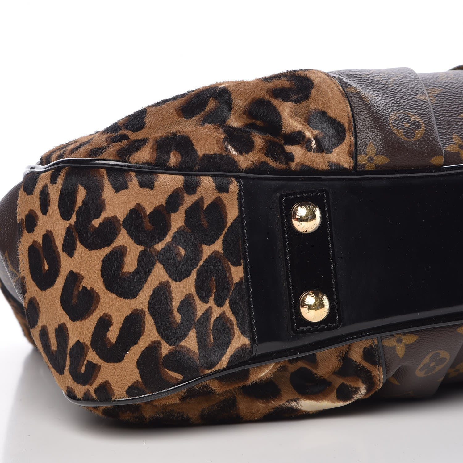 Louis Vuitton Monogram Leopard Polly 12 of 17