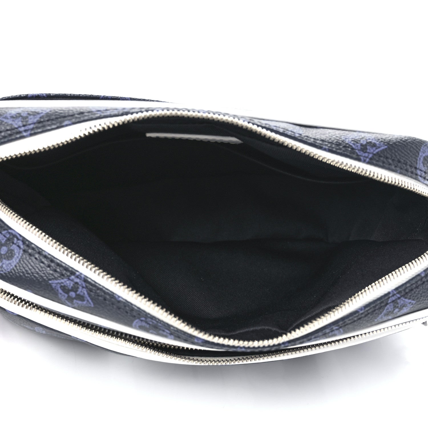 Louis Vuitton Monogram Everyday LV Discovery Messenger Blue 5 of 11