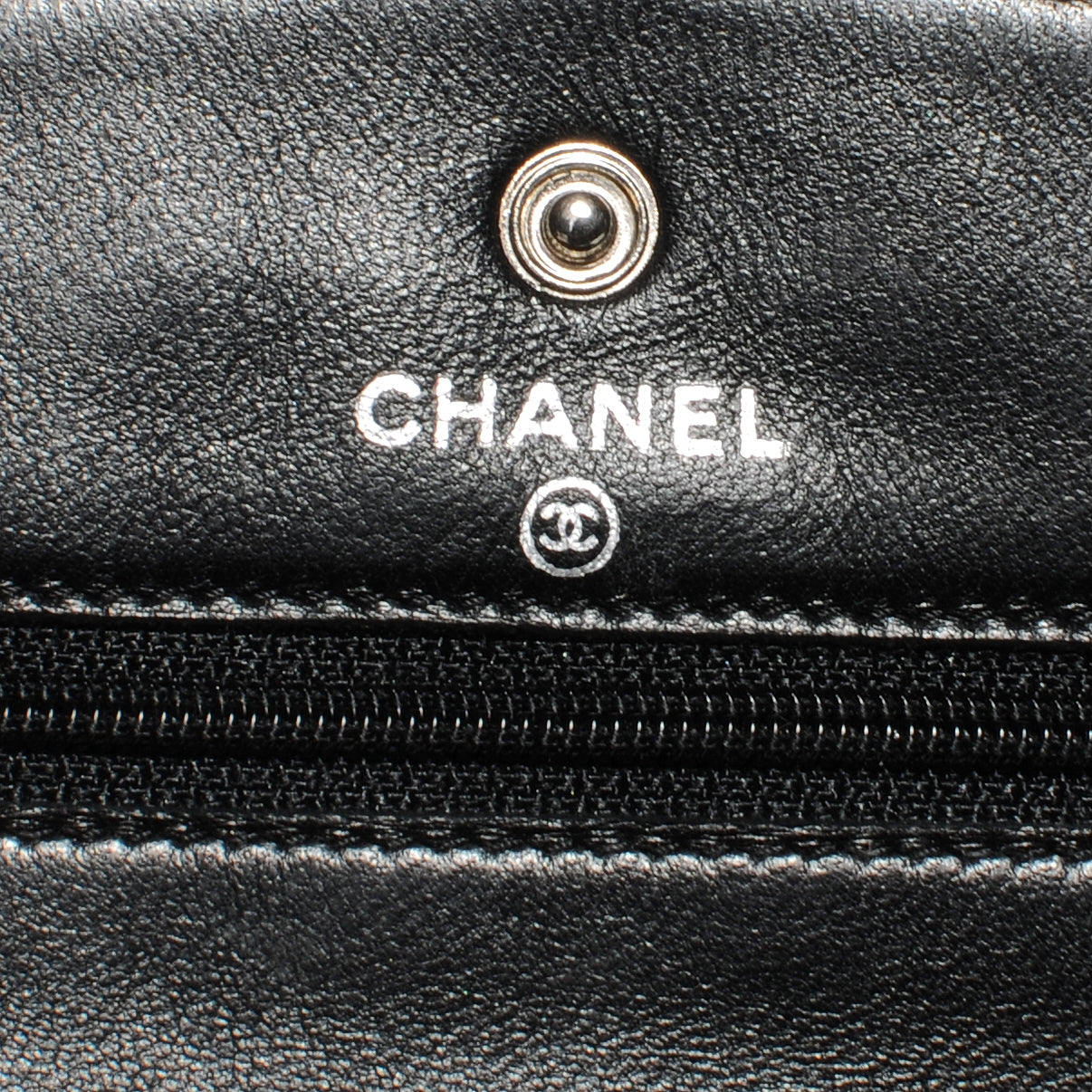 Caviar Wallet on Chain WOC Black