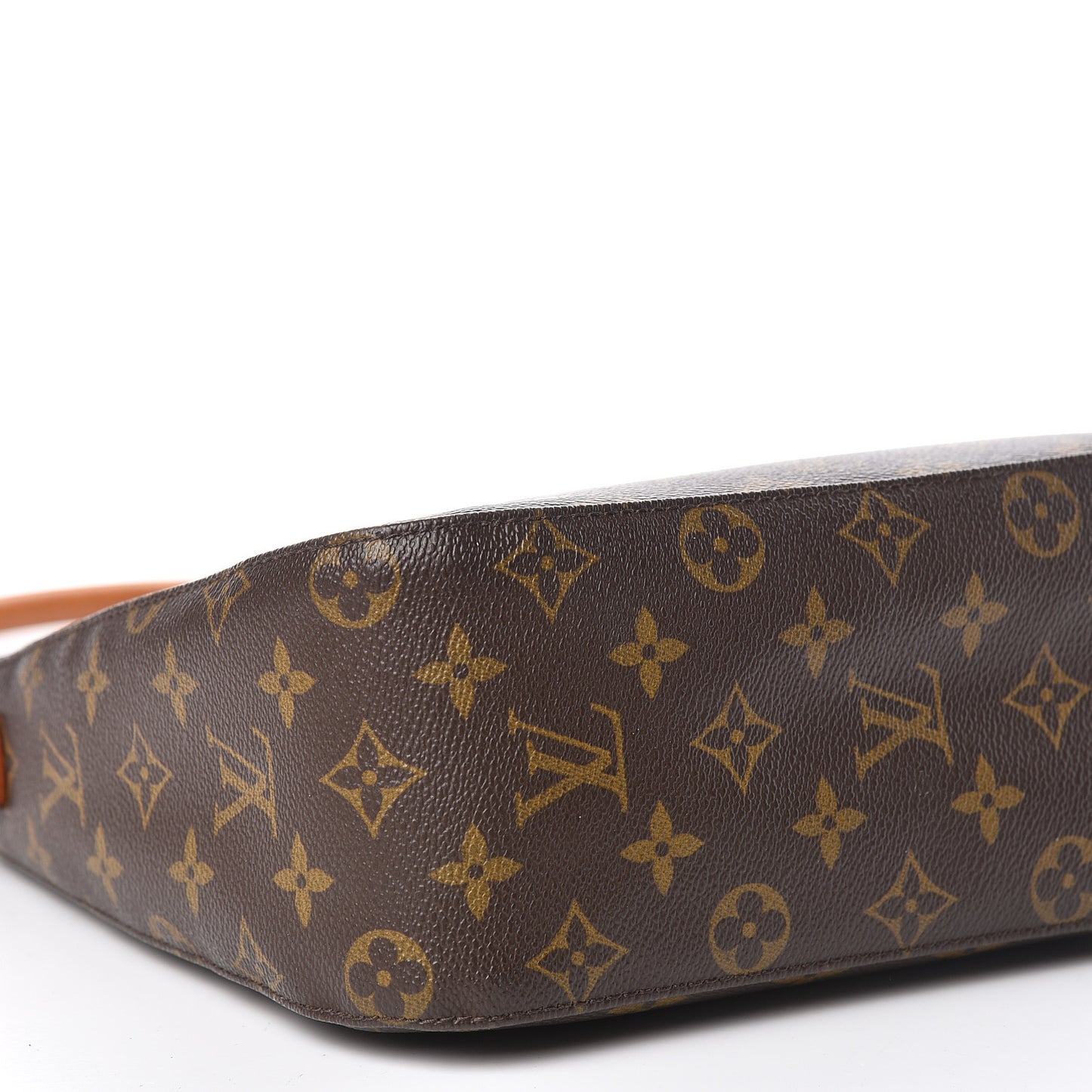 Monogram Looping MM