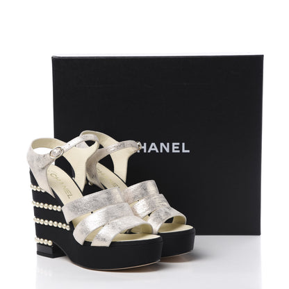 Chanel Metallic Crumpled Calfskin Grosgrain Pearl Wedge Sandals 39.5 Black Silver 9 of 9
