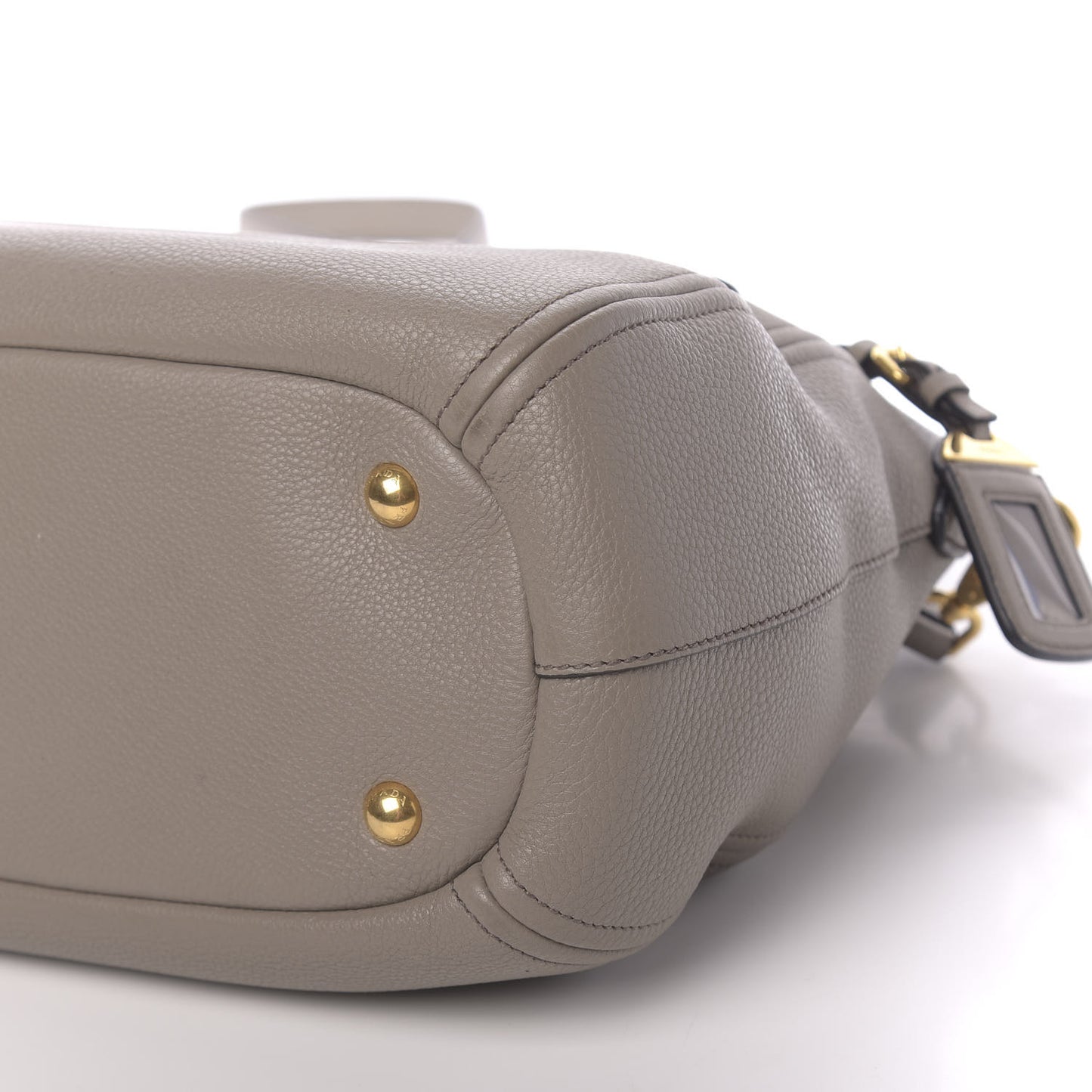 Vitello Phenix Shoulder Bag Argilla
