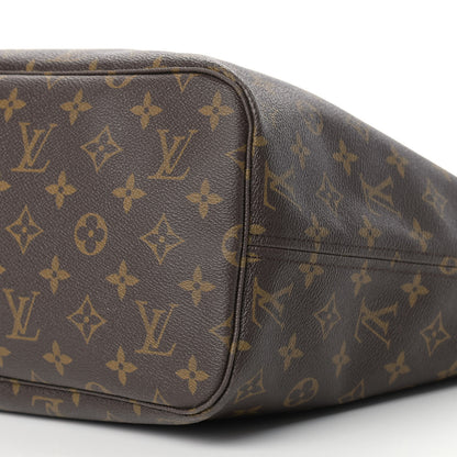 Louis Vuitton Monogram Neverfull MM 9 of 17
