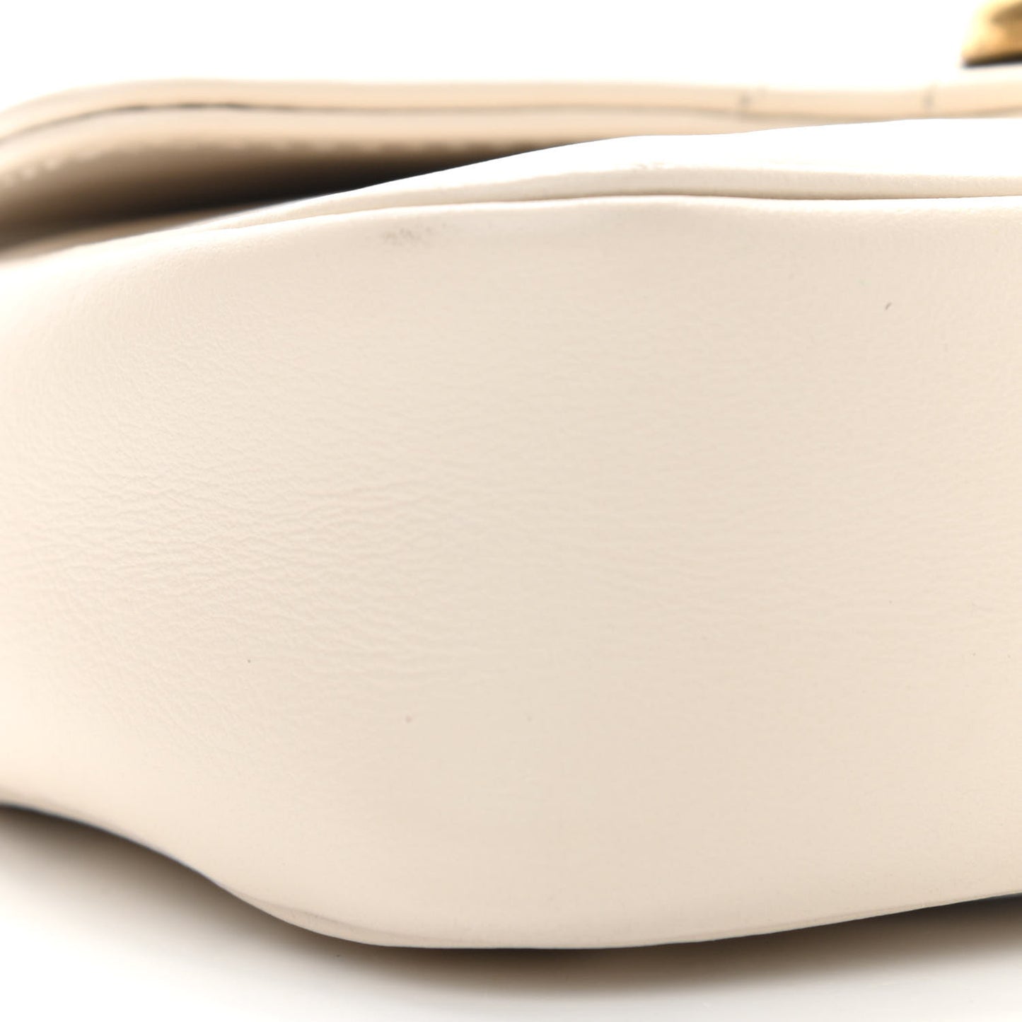 Calfskin Matelasse Super Mini GG Marmont Shoulder Bag White