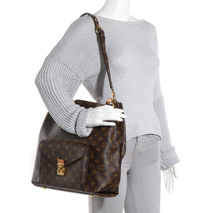 Louis Vuitton Monogram Metis 2 of 7