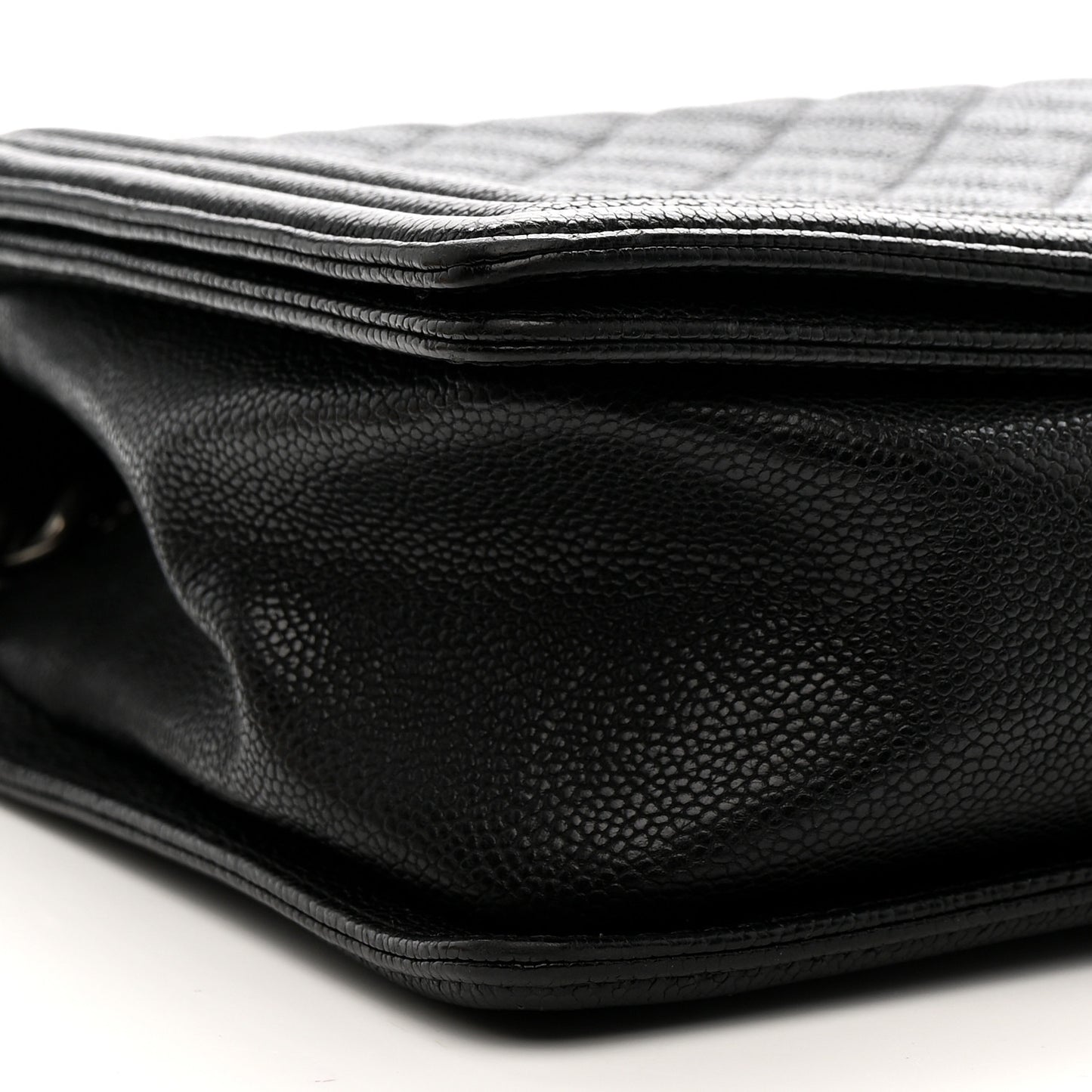 Caviar Quilted New Medium Boy Flap Black