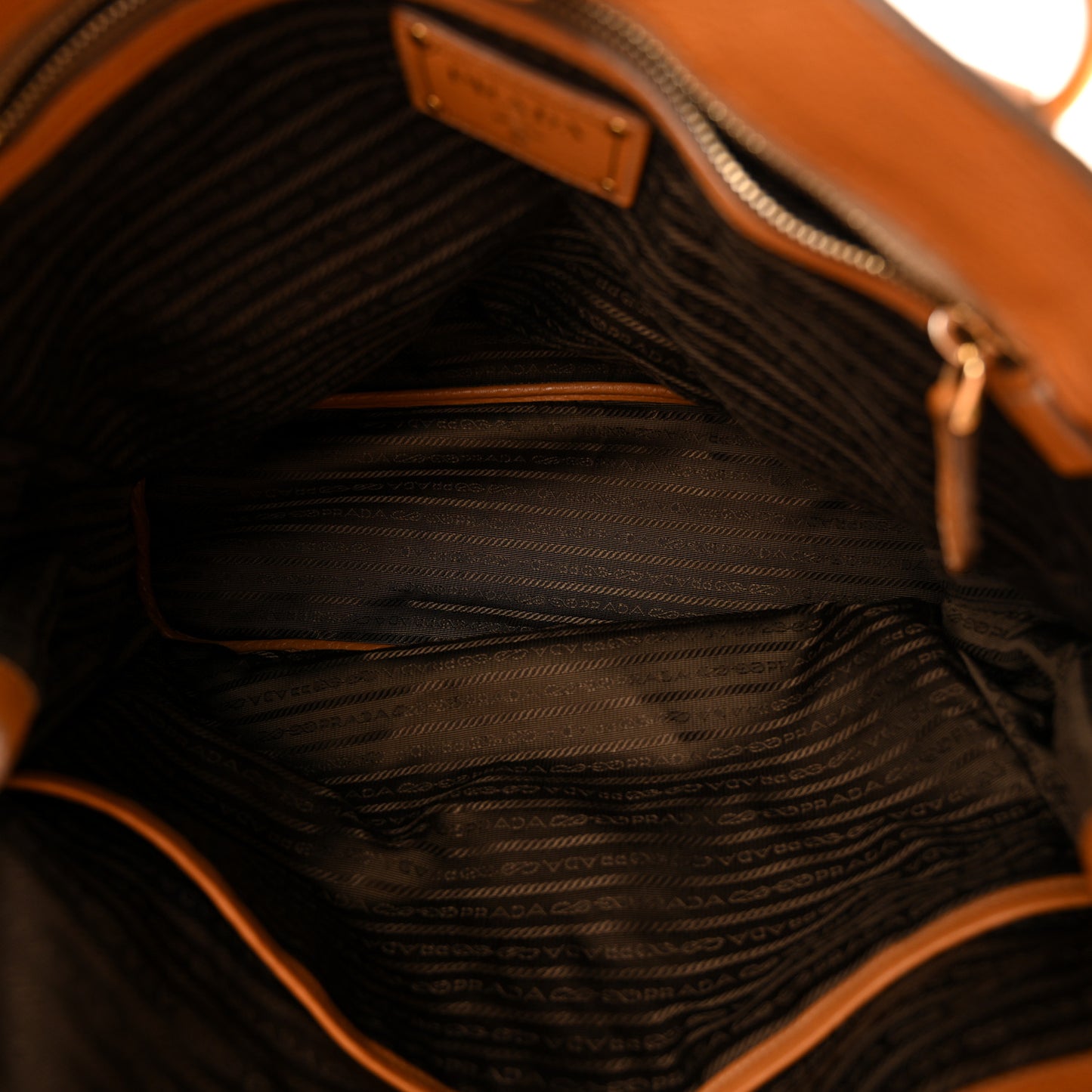 Vitello Daino Side Zip Shopper Tote Caramel