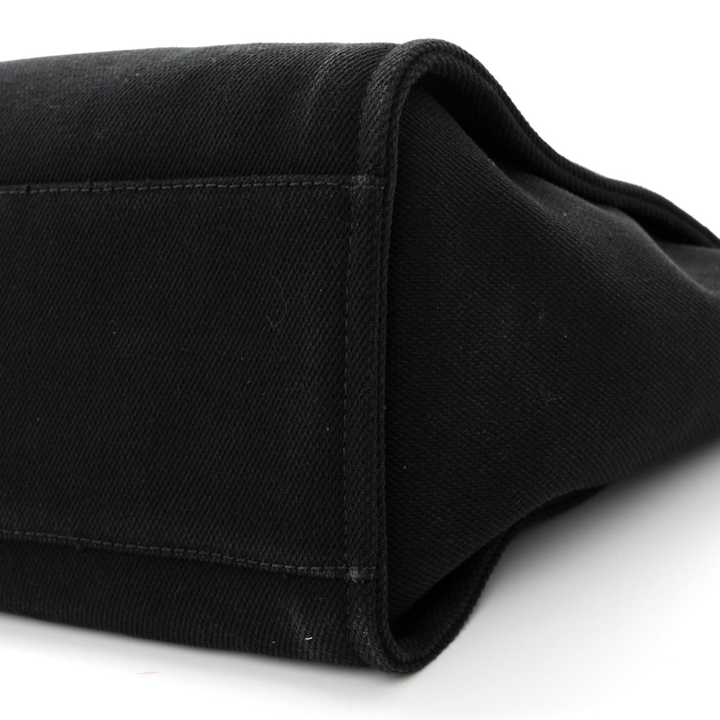 Canvas Pearl Medium Deauville Tote Black