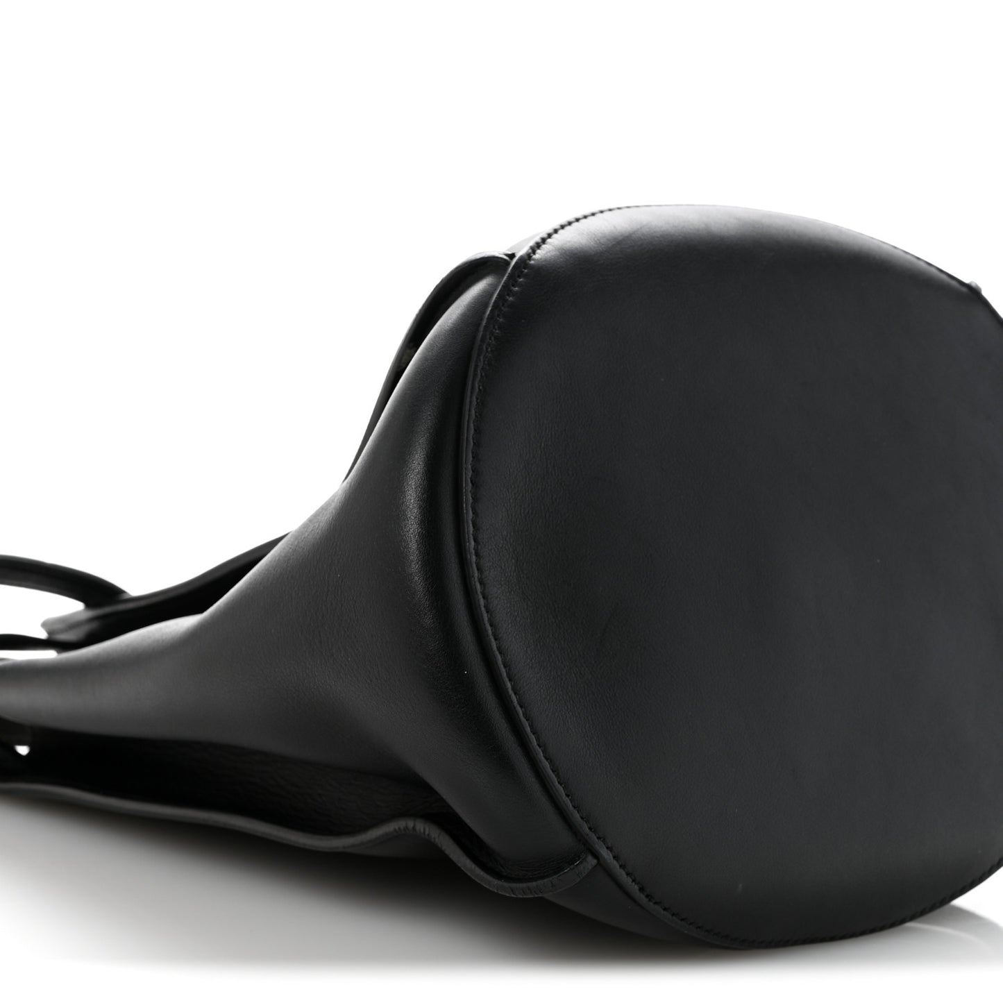Supple Grained Calfskin Long Strap Big Bag Bucket Black