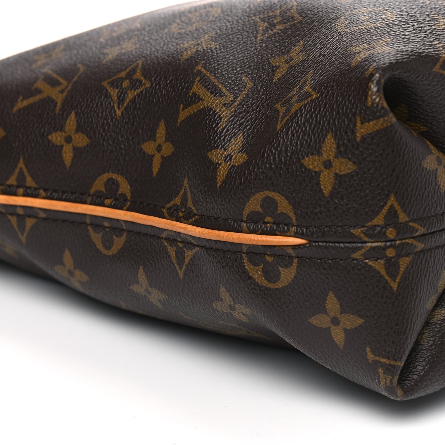 Monogram Sully PM