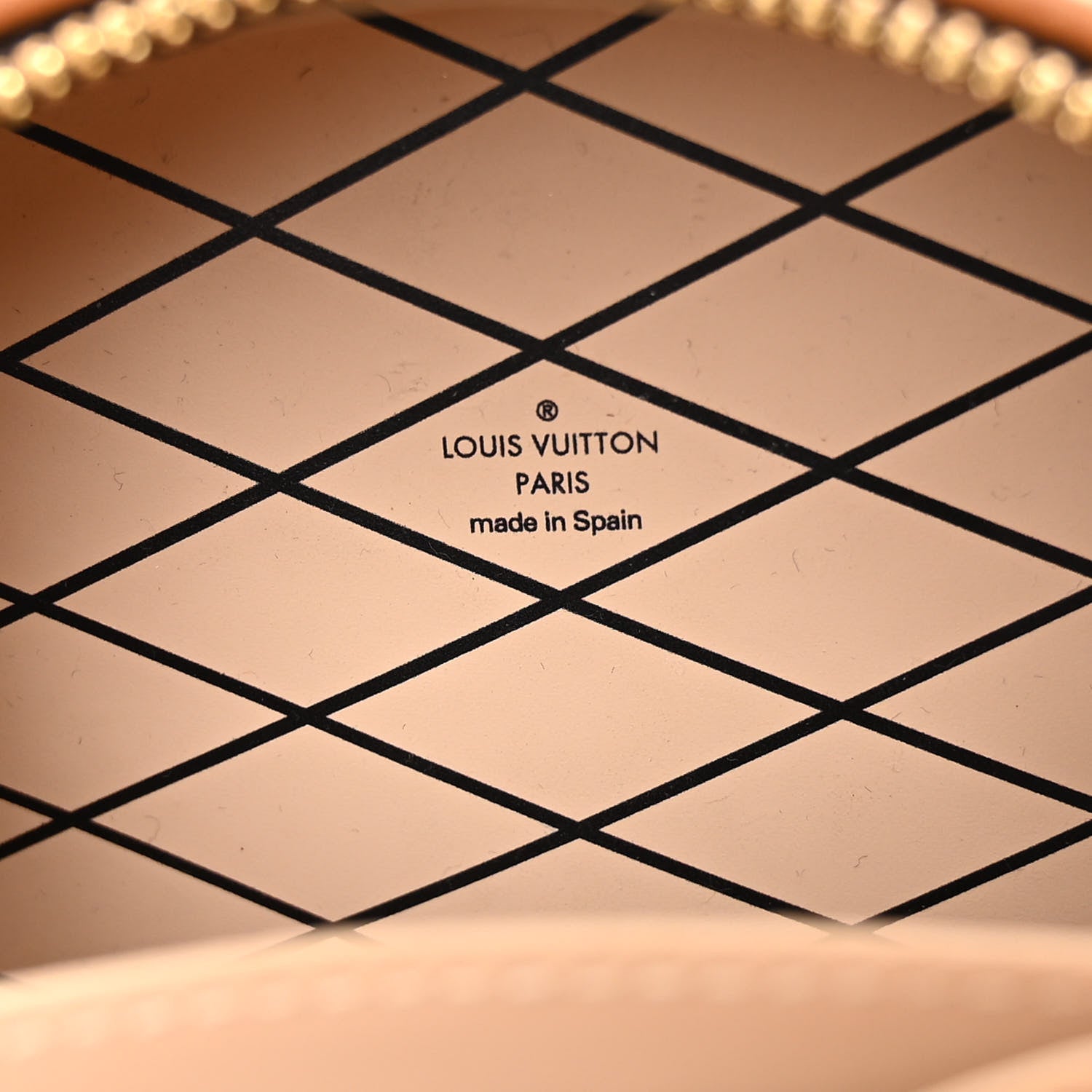 Louis Vuitton Monogram Mini Boite Chapeau 6 of 9