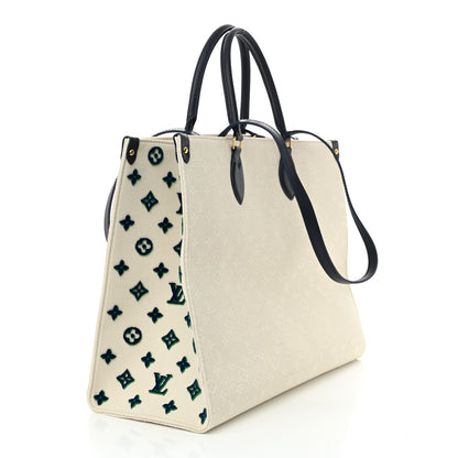 Louis Vuitton Jacquard Embroidered Tufted Monogram Hamptons Onthego GM Blue 3 of 10