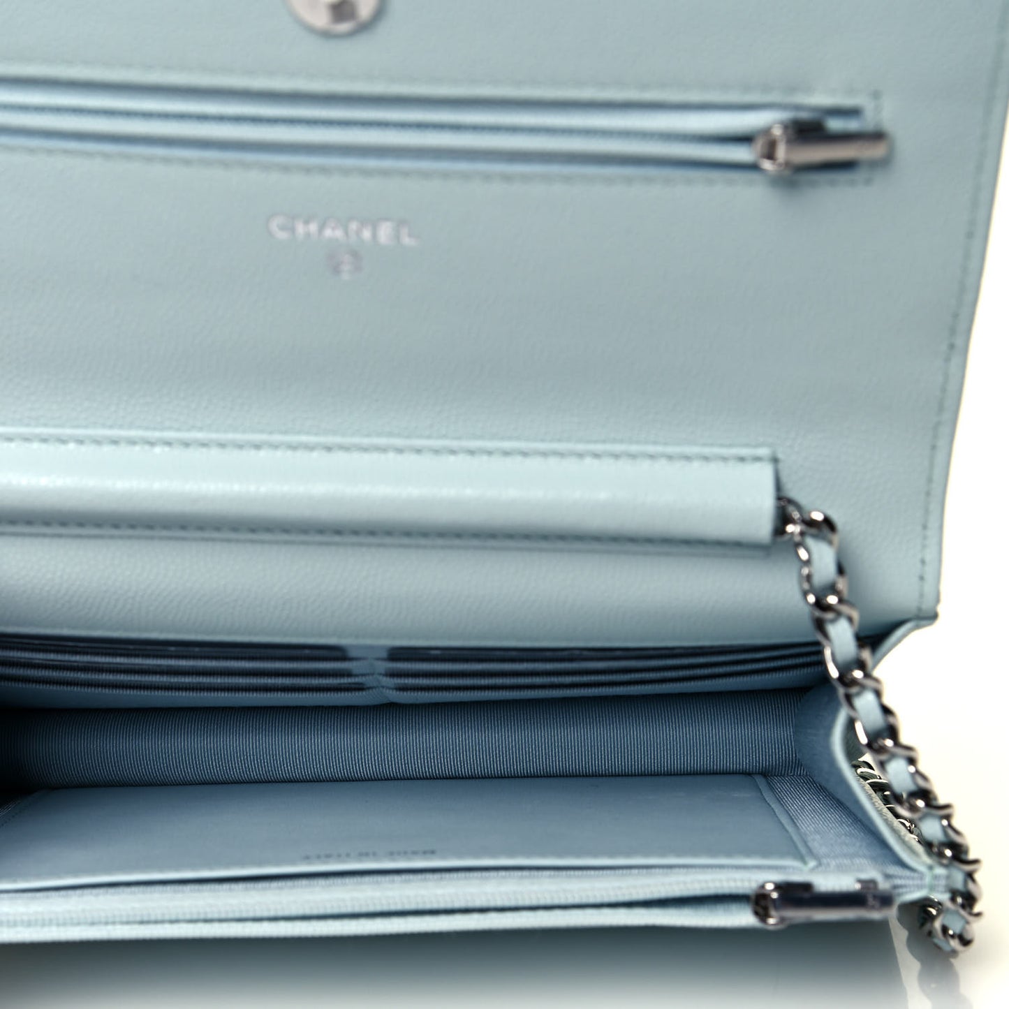 Caviar Quilted Wallet On Chain WOC Light Blue