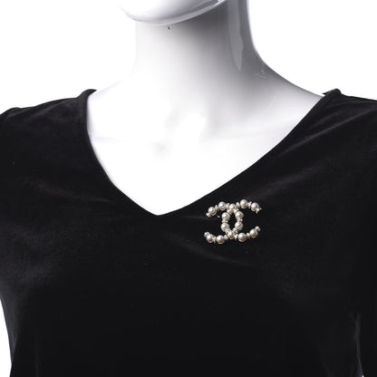 Chanel Pearl Crystal Nefertiti CC Brooch Gold 2 of 4