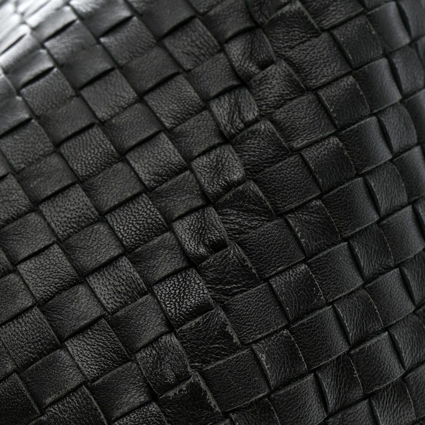 Nappa Intrecciato Medium Cesta Tote Black