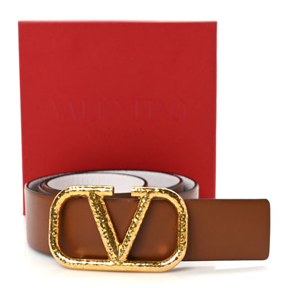 Valentino Garavani Glossy Calfskin Grainy Calfskin Hammered VLogo Reversible 40mm Belt 85 34 Saddle Brown White 4 of 4