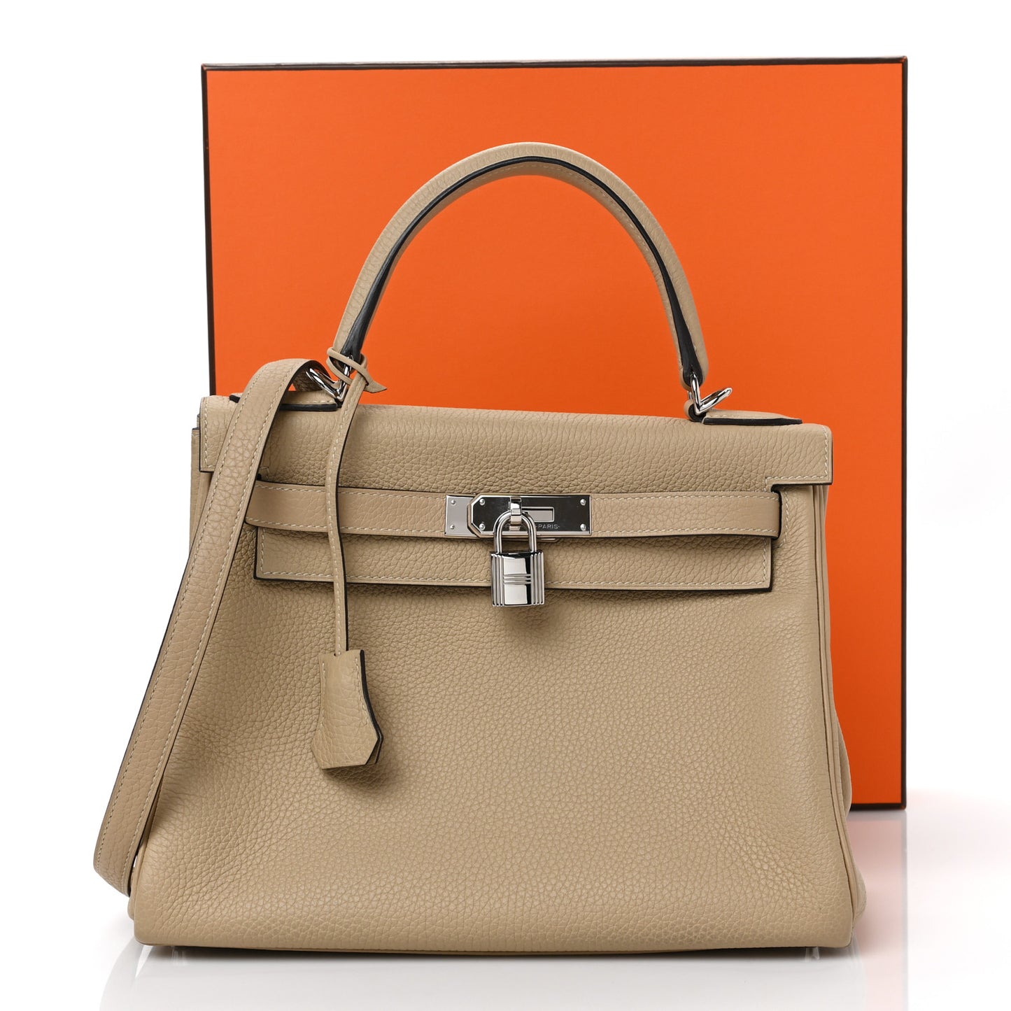 Taurillon Clemence Kelly Retourne 28 Trench