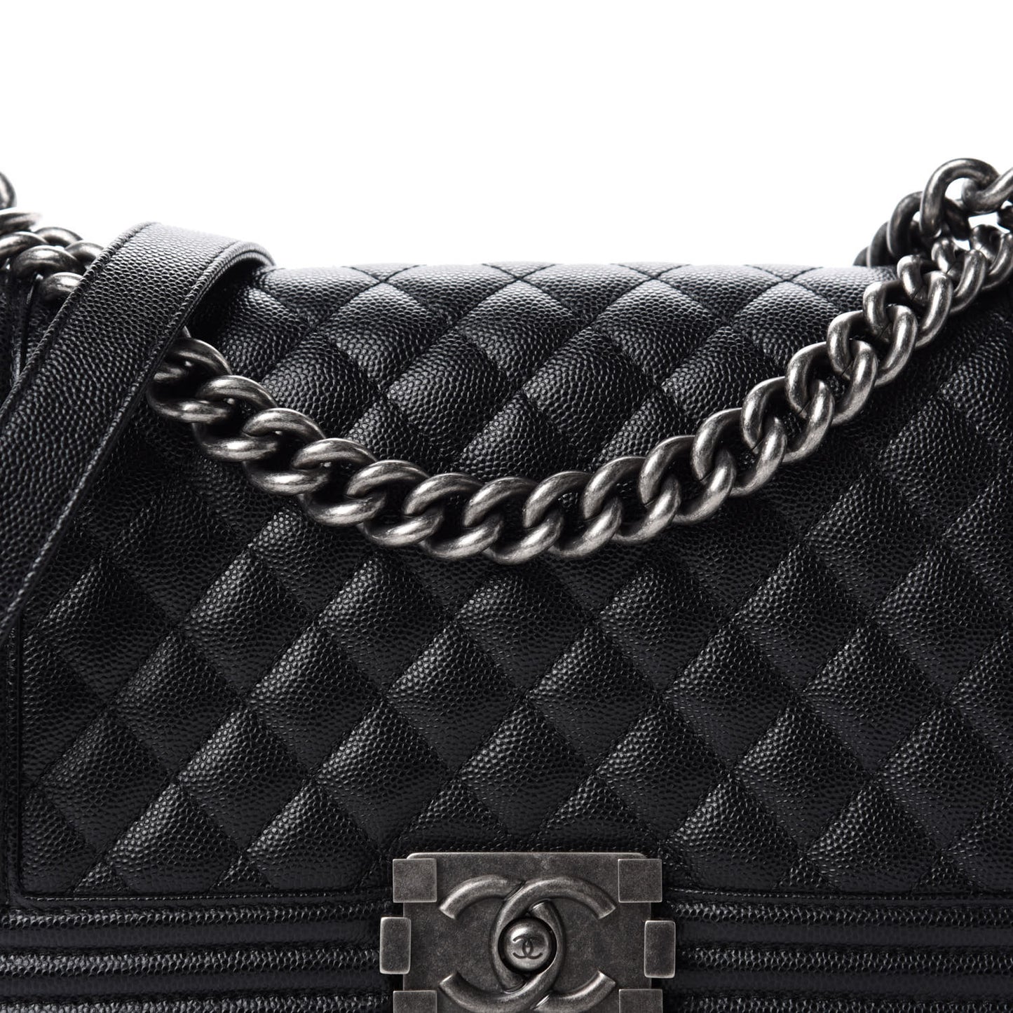 Caviar Quilted Medium Boy Flap Black
