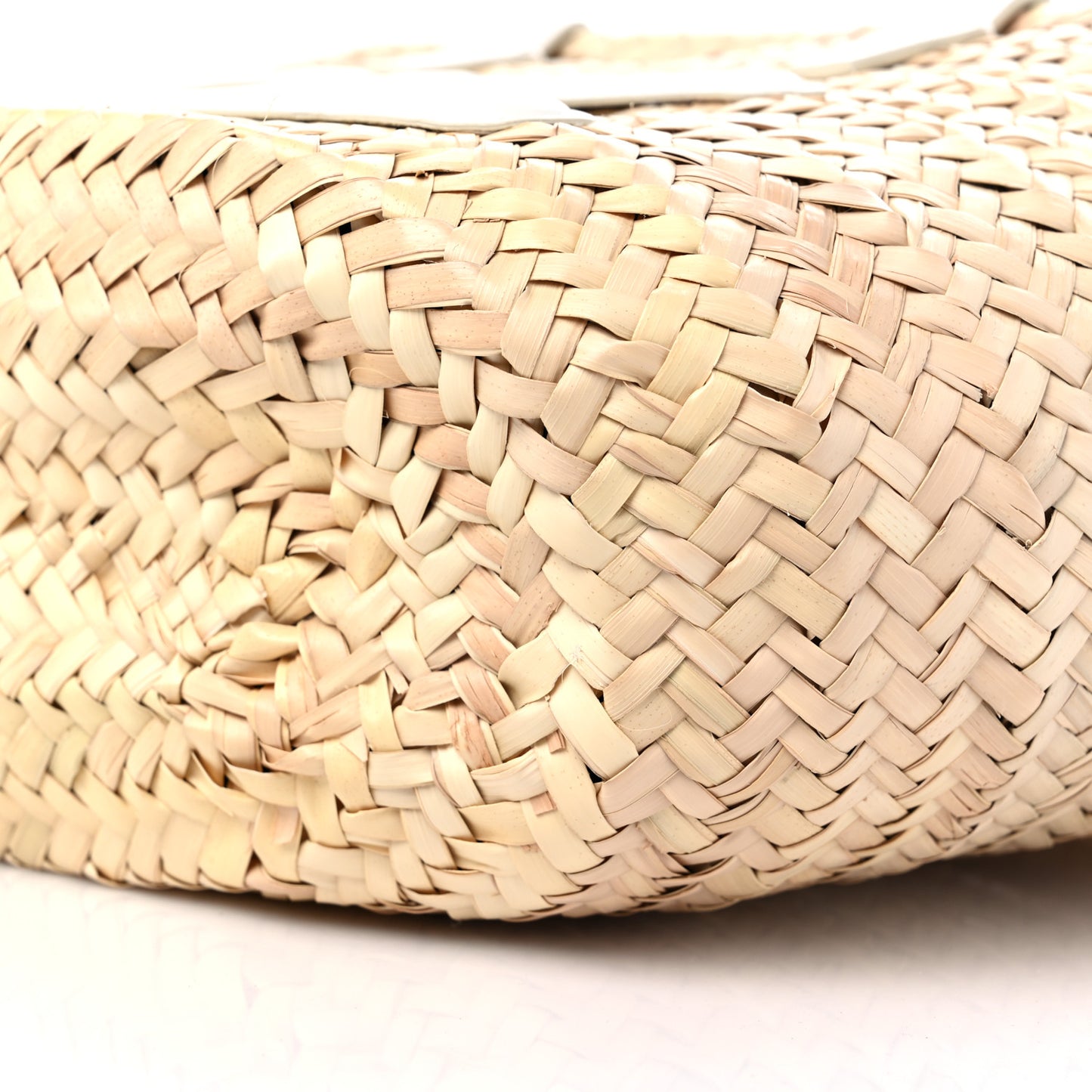 Raffia Calfskin Triomphe Teen Panier White