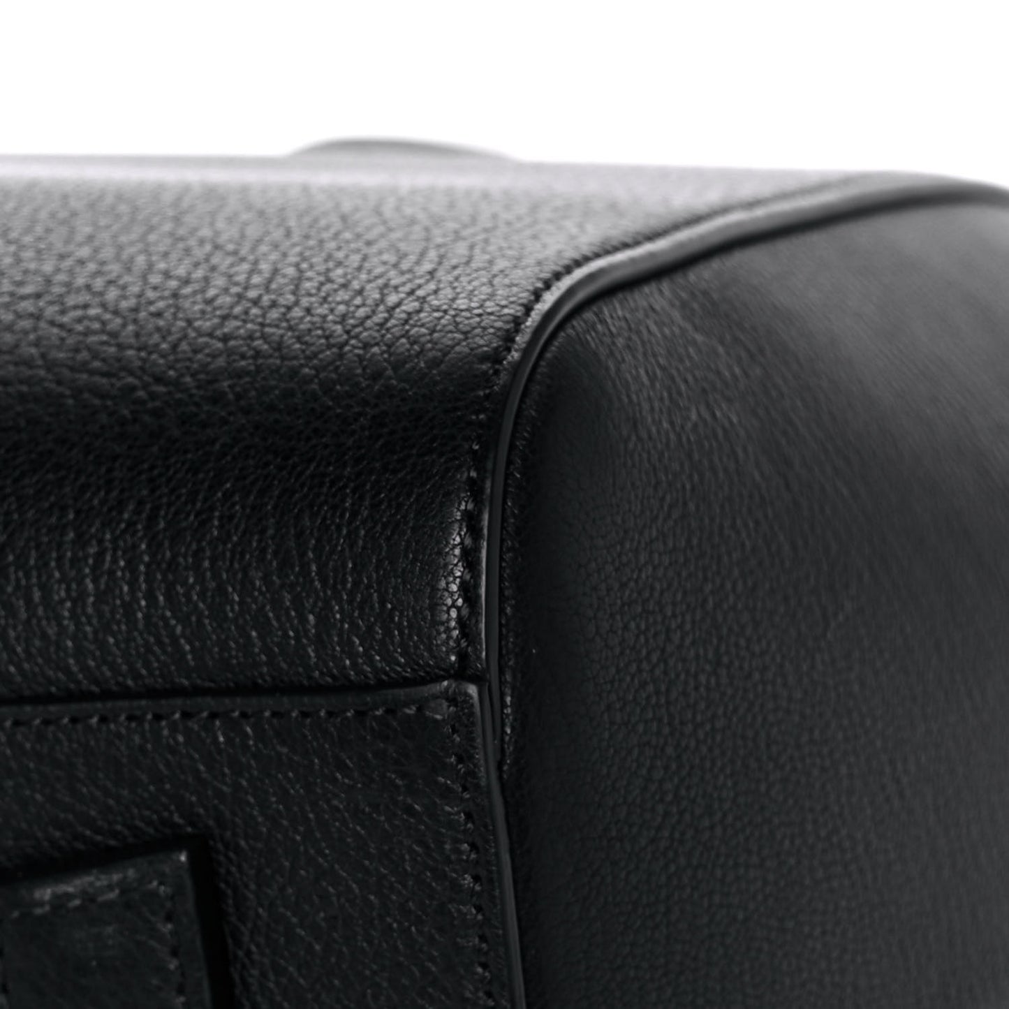 Sugar Goatskin Medium Antigona Black