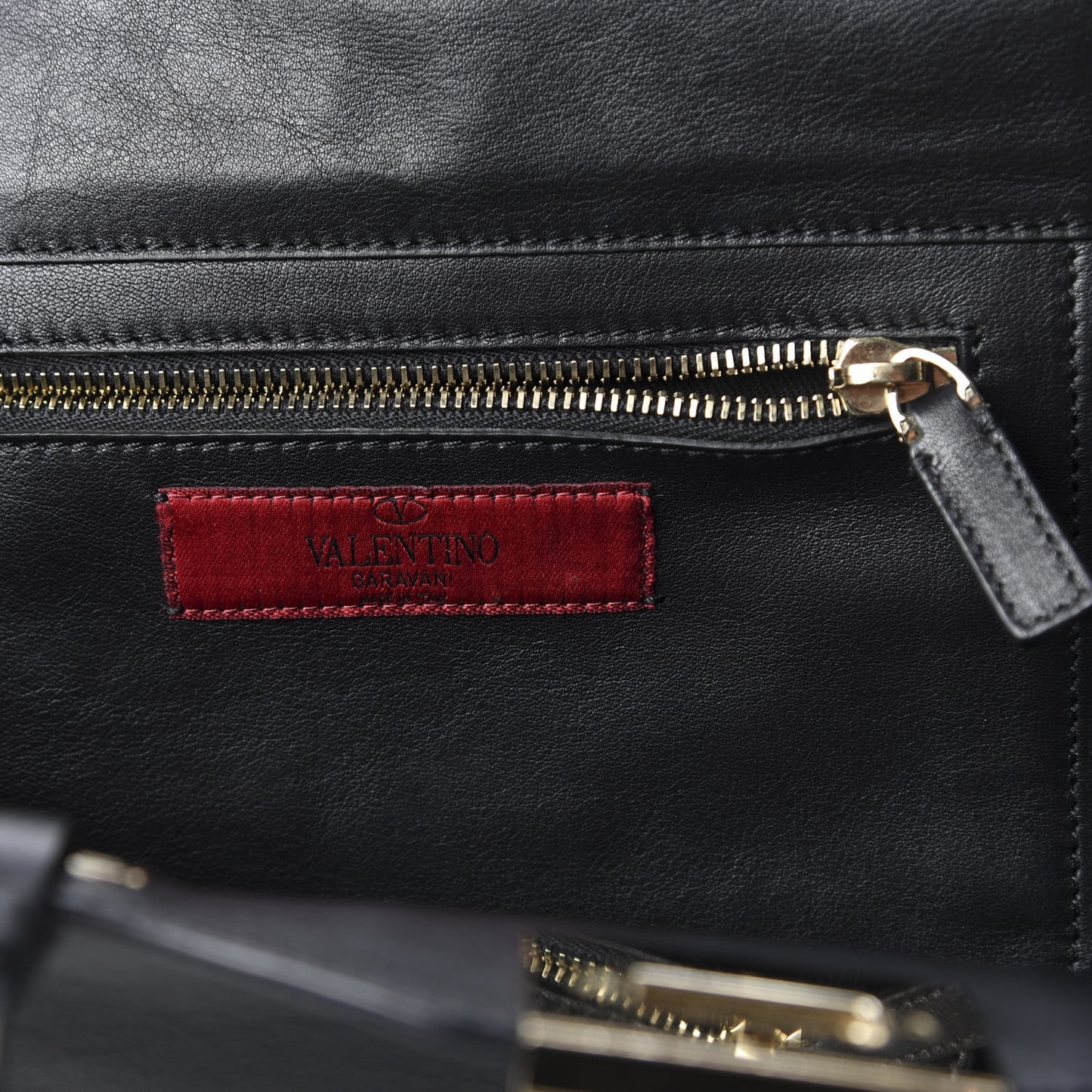 Vitello Small Rockstud Tote Black